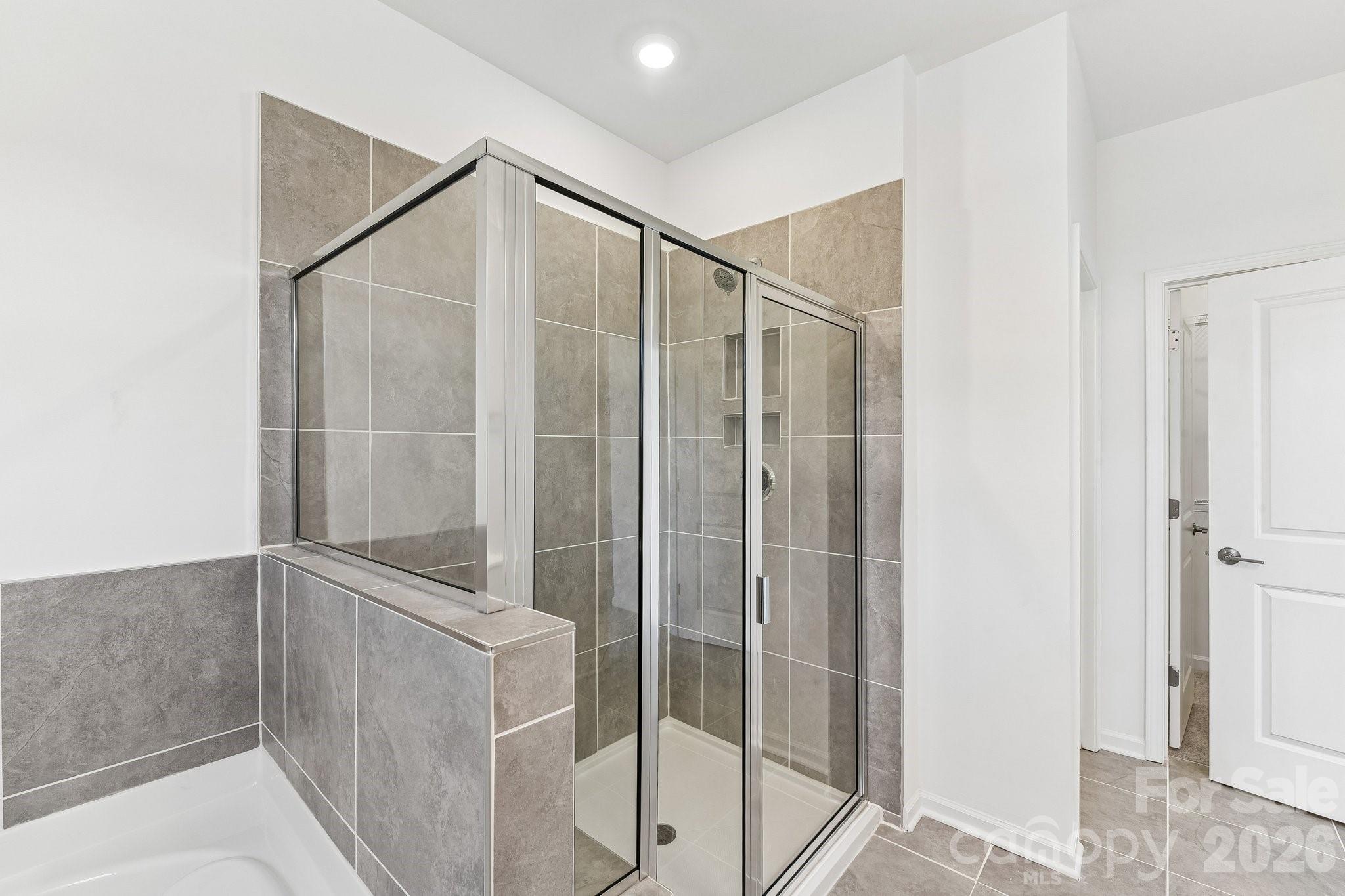 7310 Wake Way Property Photo 4