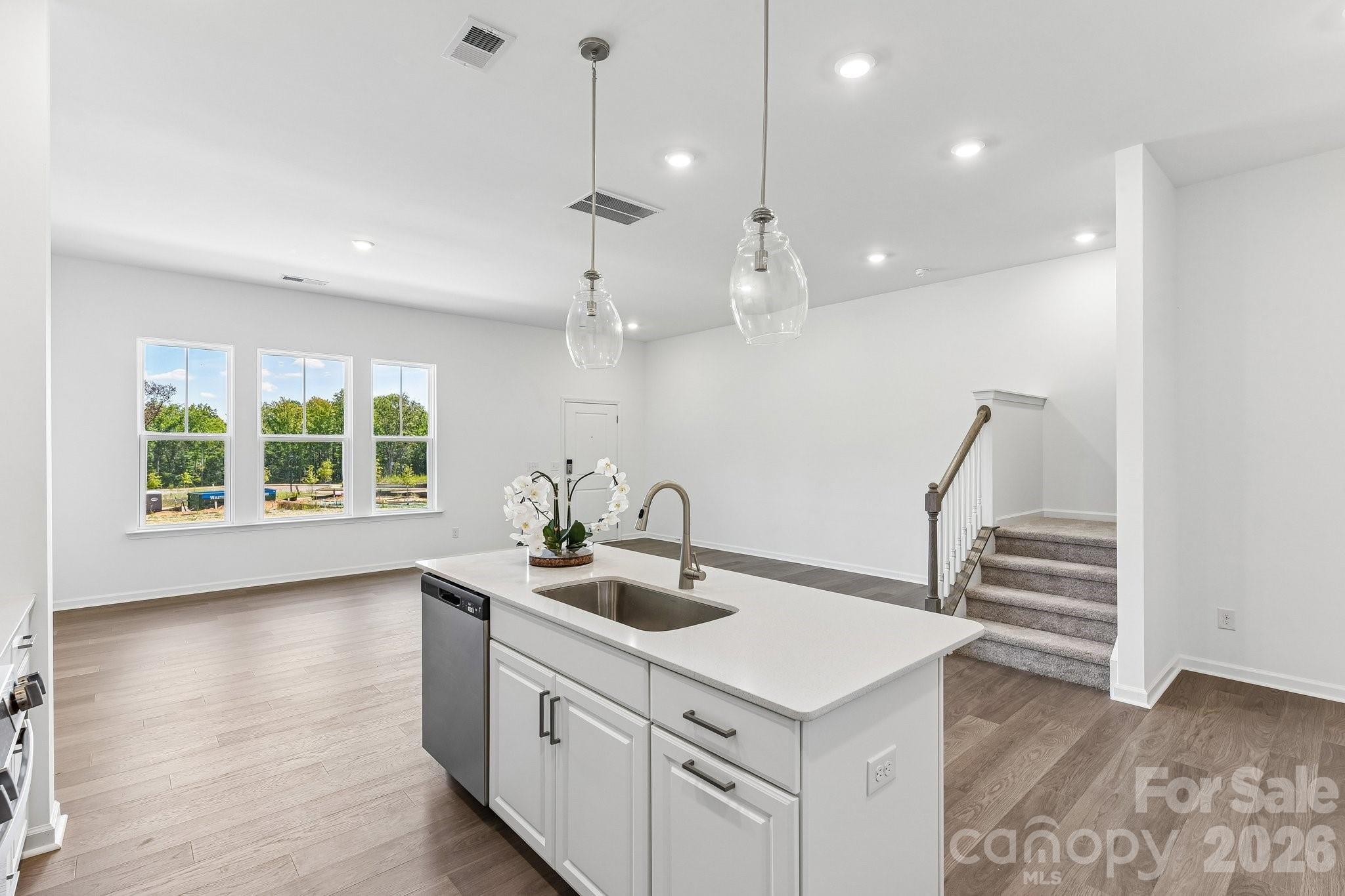 7310 Wake Way Property Photo 8