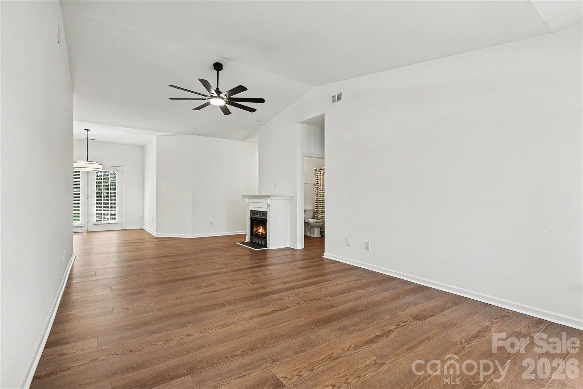 9330 Duckhorn Drive Property Photo 3