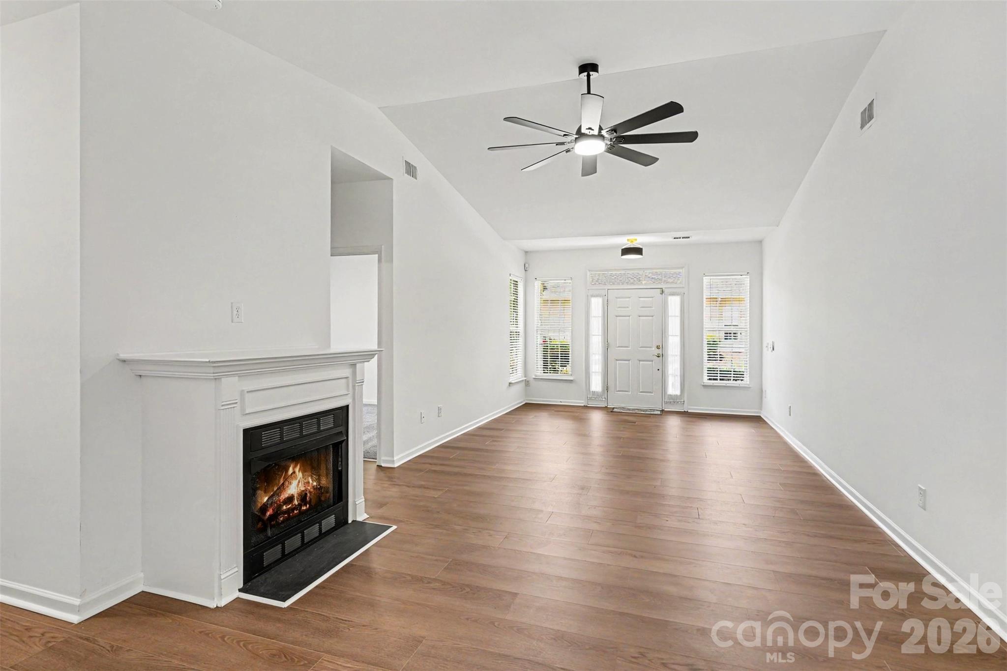 9330 Duckhorn Drive Property Photo 5