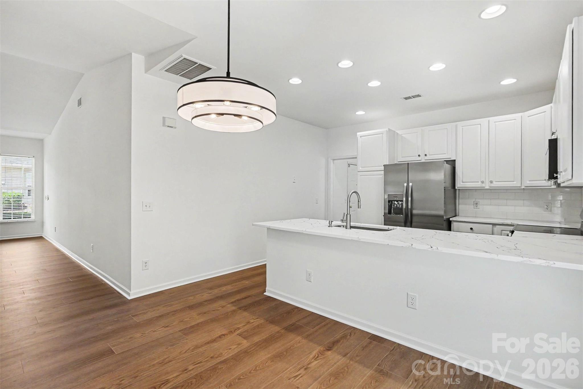 9330 Duckhorn Drive Property Photo 8