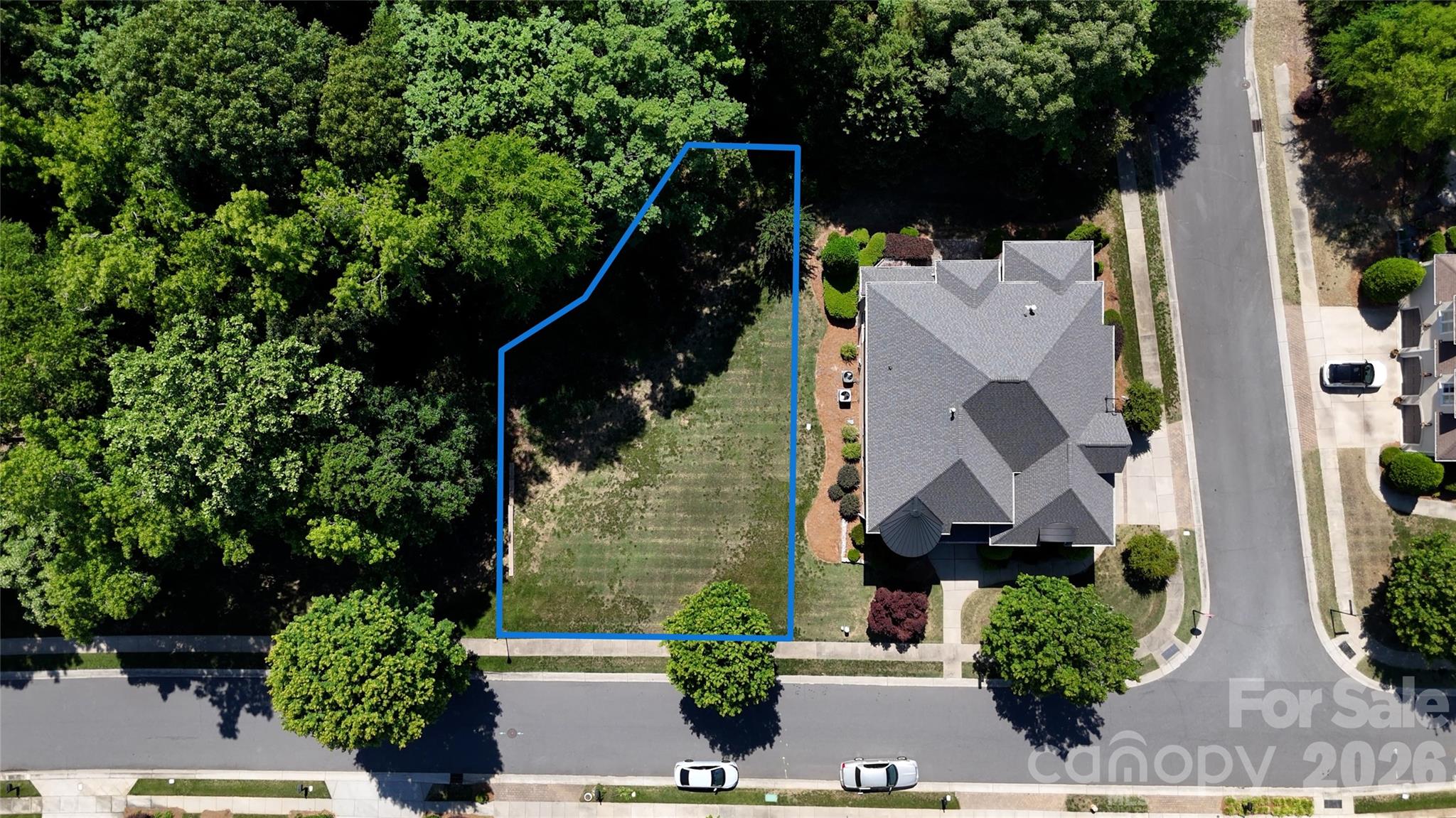 6814 Larrisa Court Property Photo 1