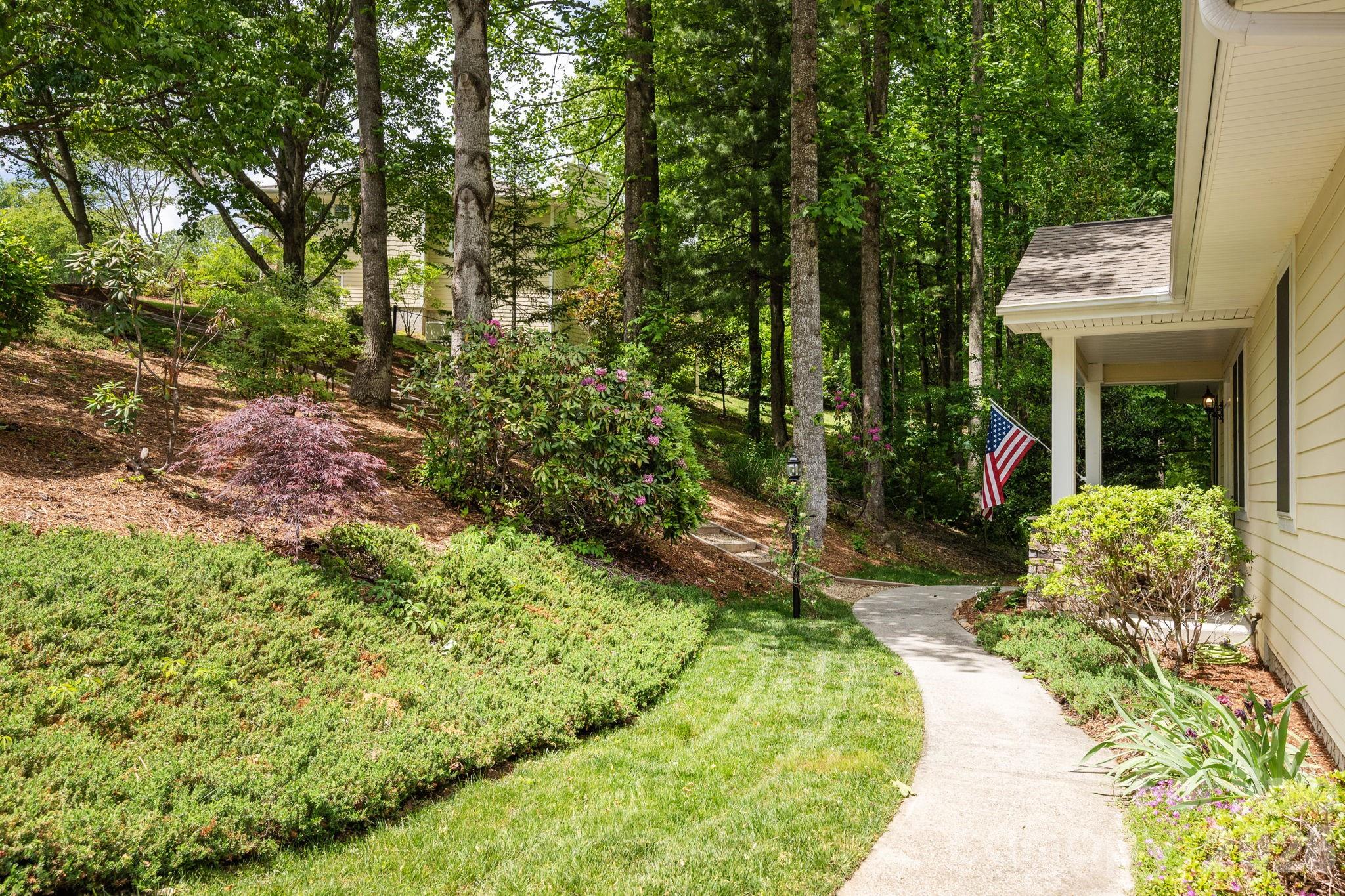 113 Chancery Court Property Photo 5