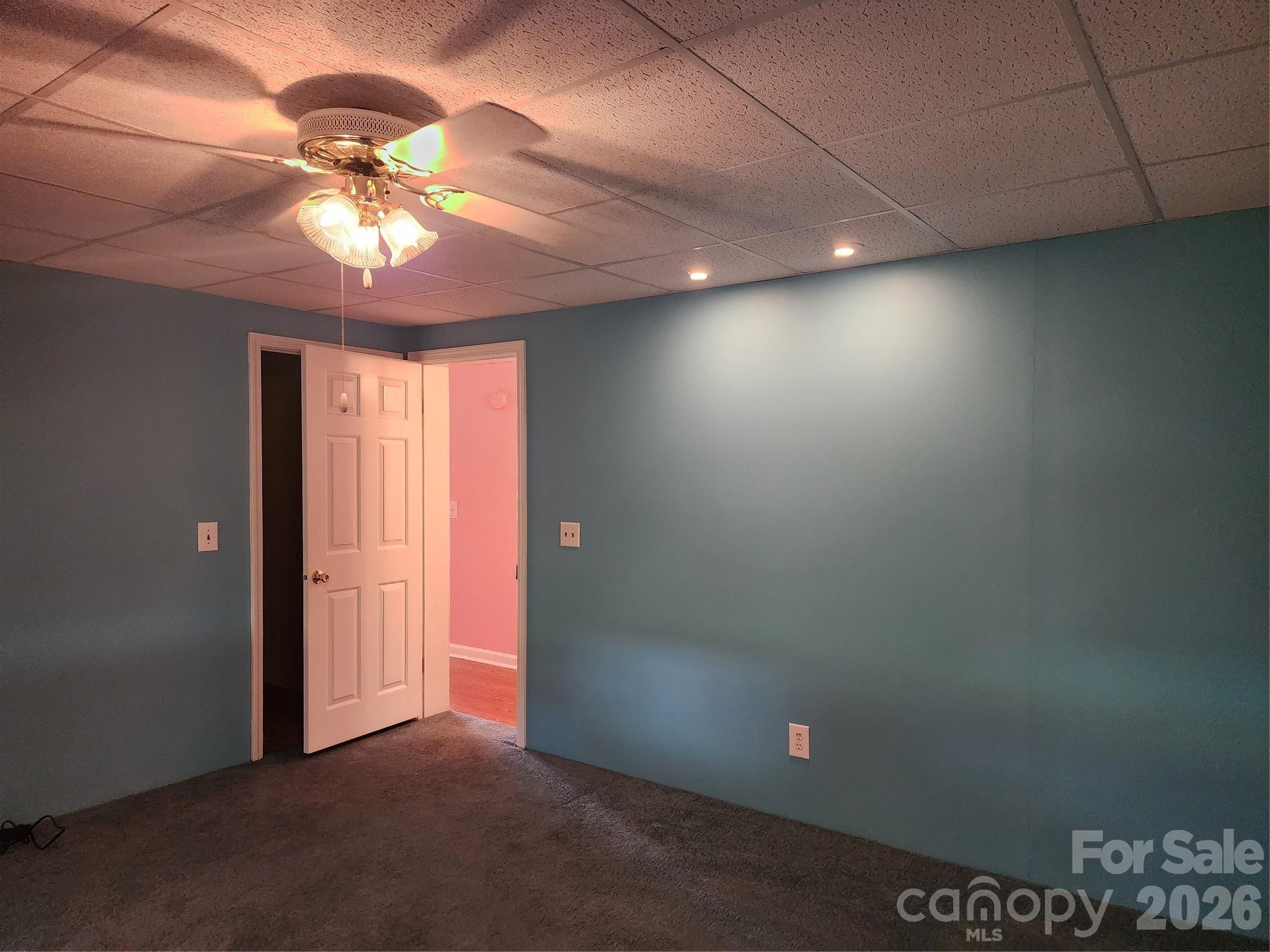 189 Brook Creek Drive Property Photo 16