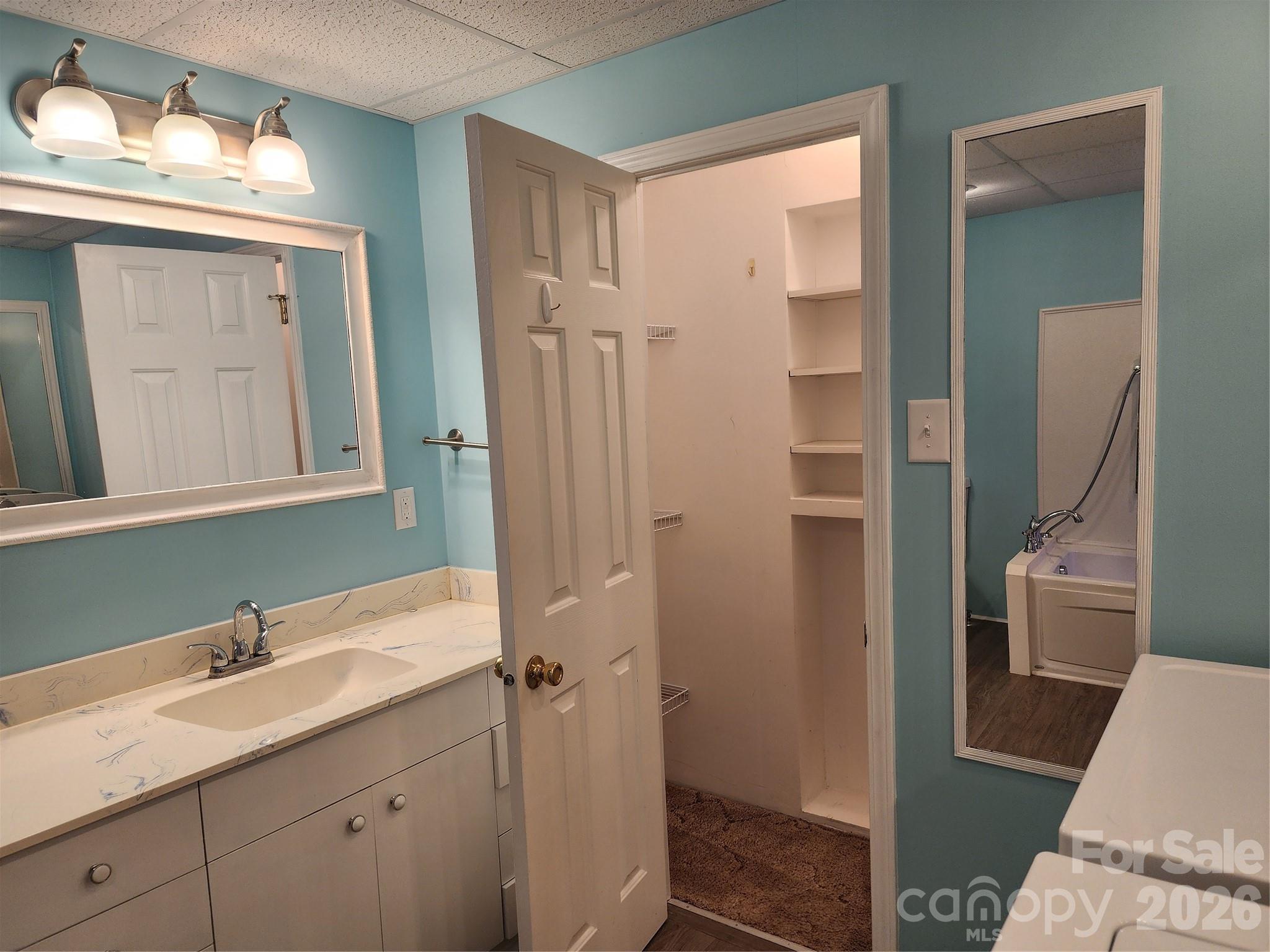 189 Brook Creek Drive Property Photo 21