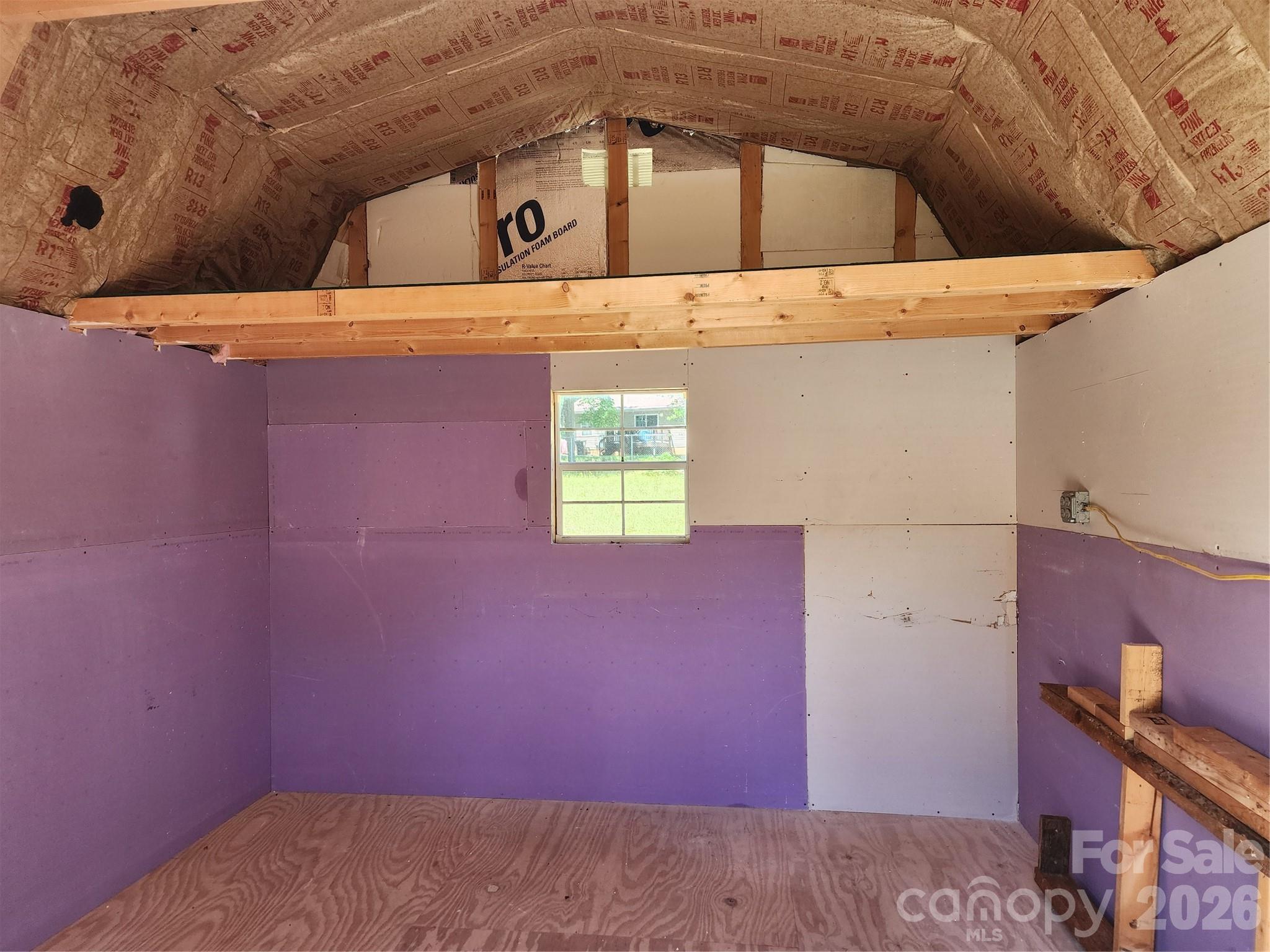 189 Brook Creek Drive Property Photo 24