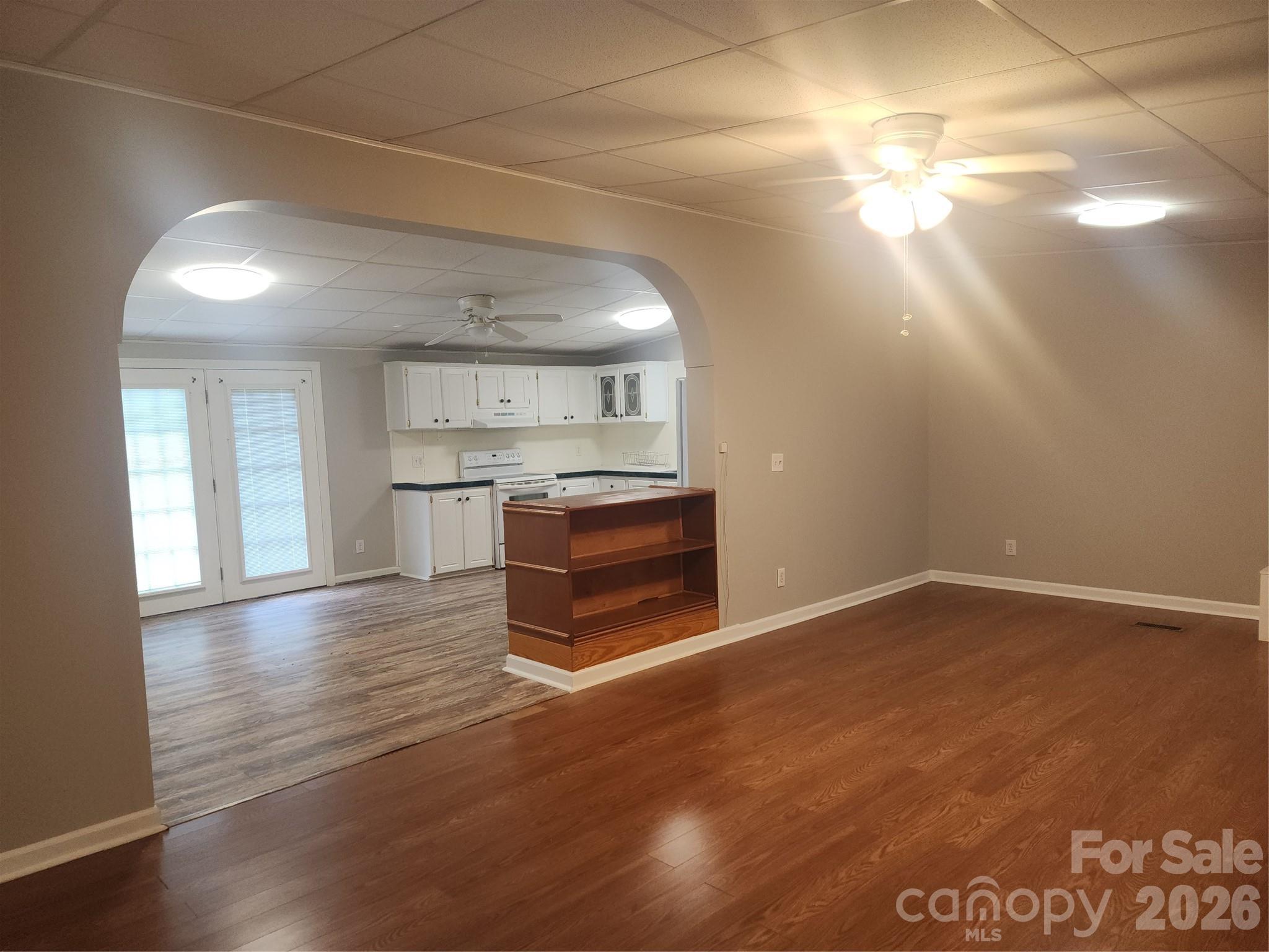 189 Brook Creek Drive Property Photo 35