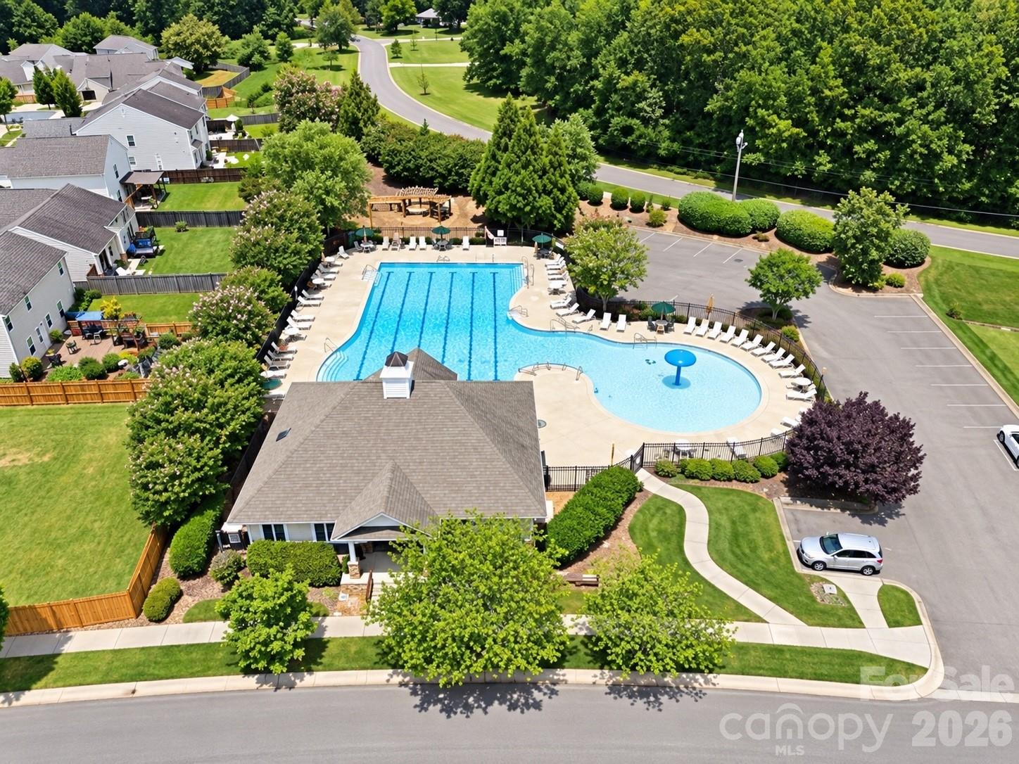 2727 Waybrook Drive Property Photo 4