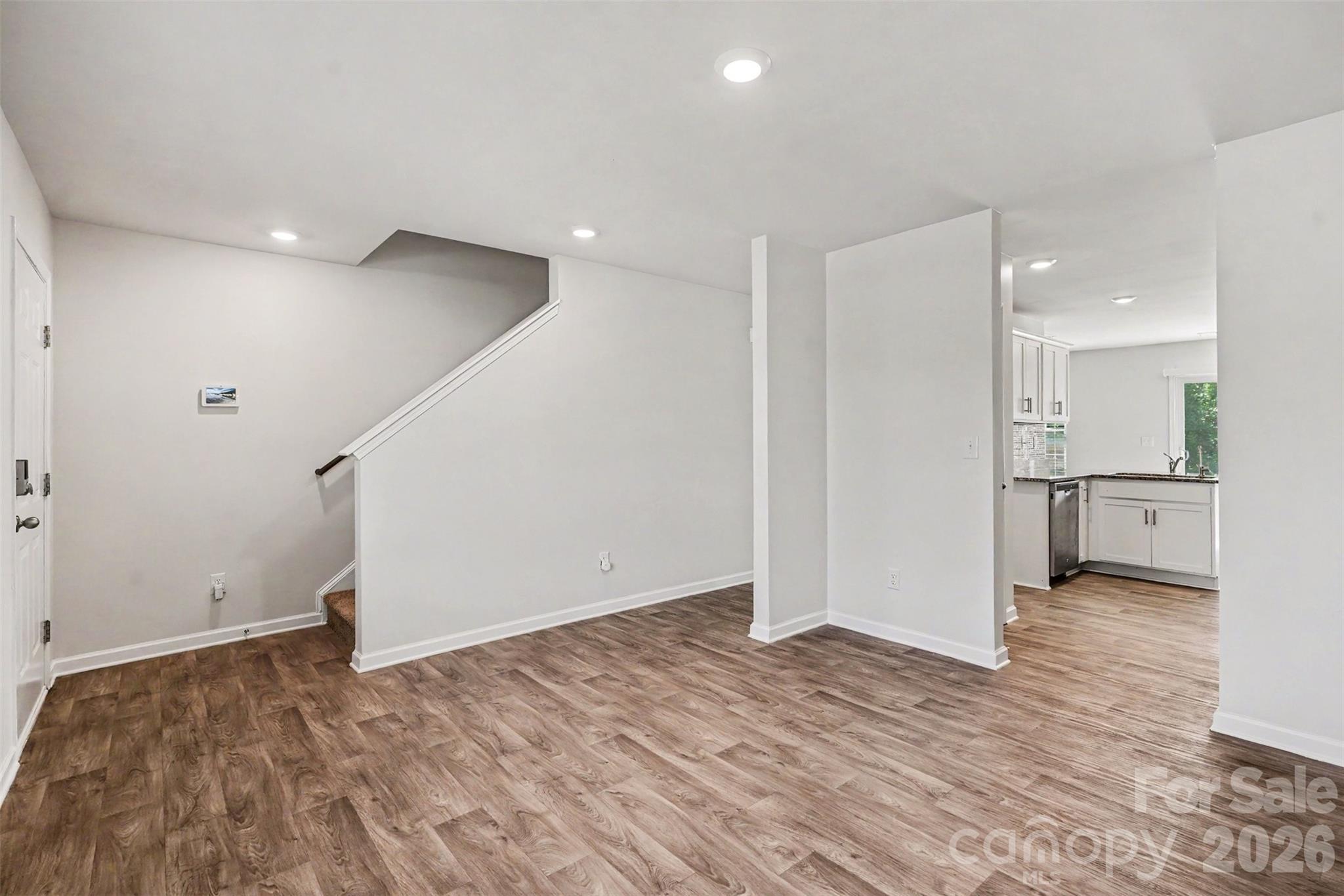 2727 Waybrook Drive Property Photo 11
