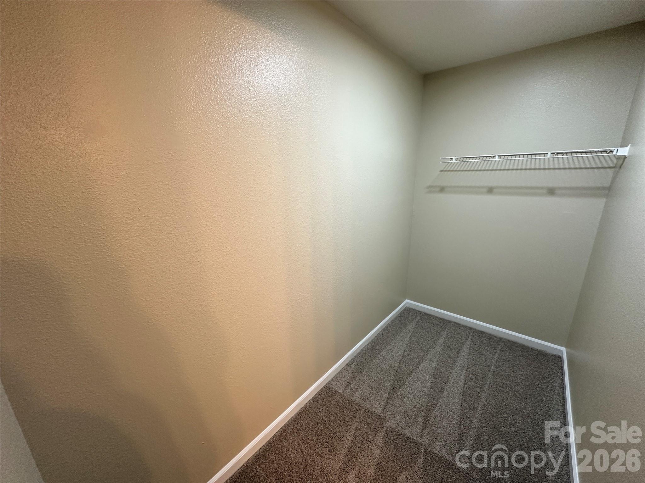 3042 Meadow Knoll Drive Property Photo 15