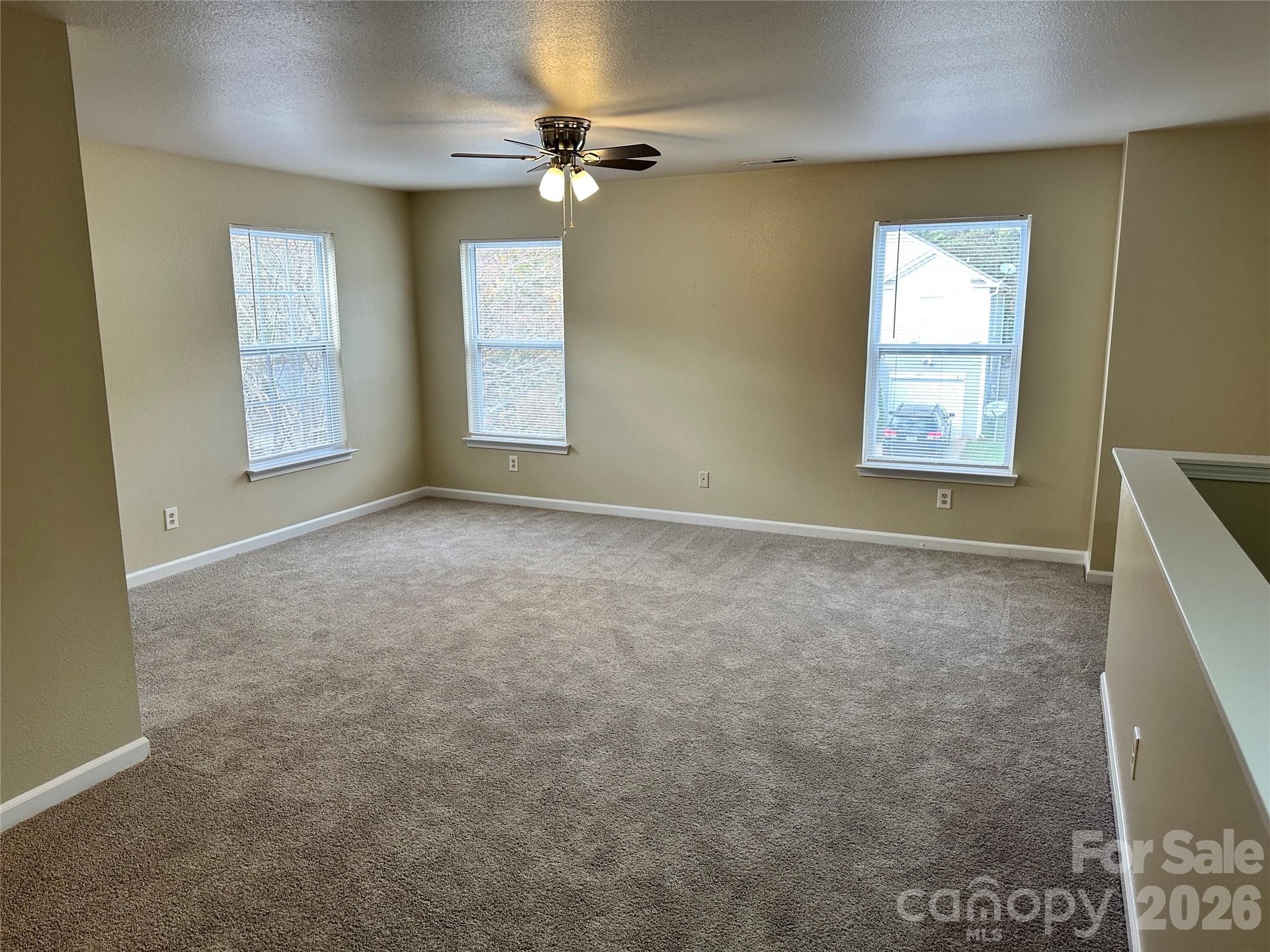 3042 Meadow Knoll Drive Property Photo 17