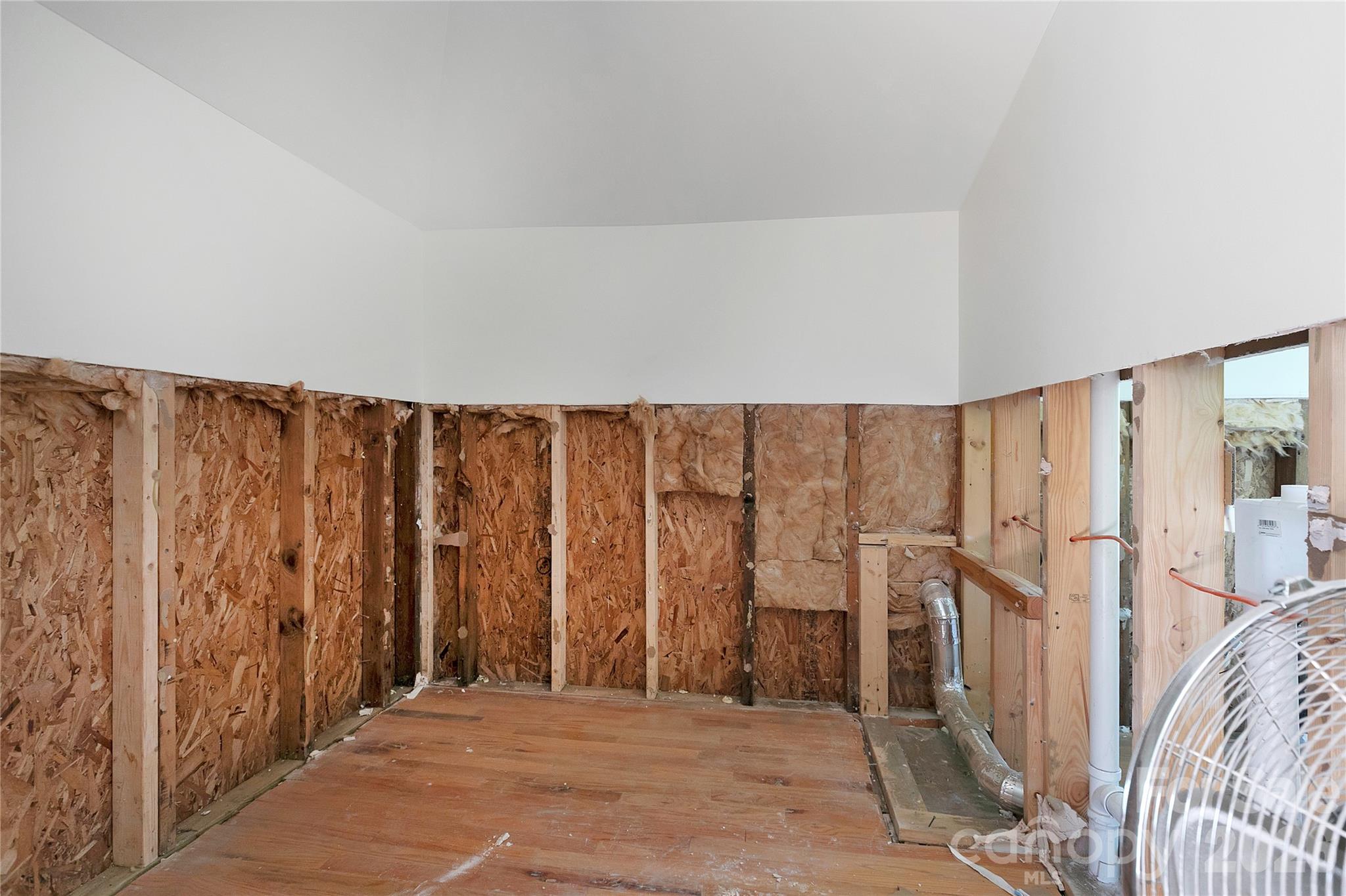 220 Main Street Property Photo 10