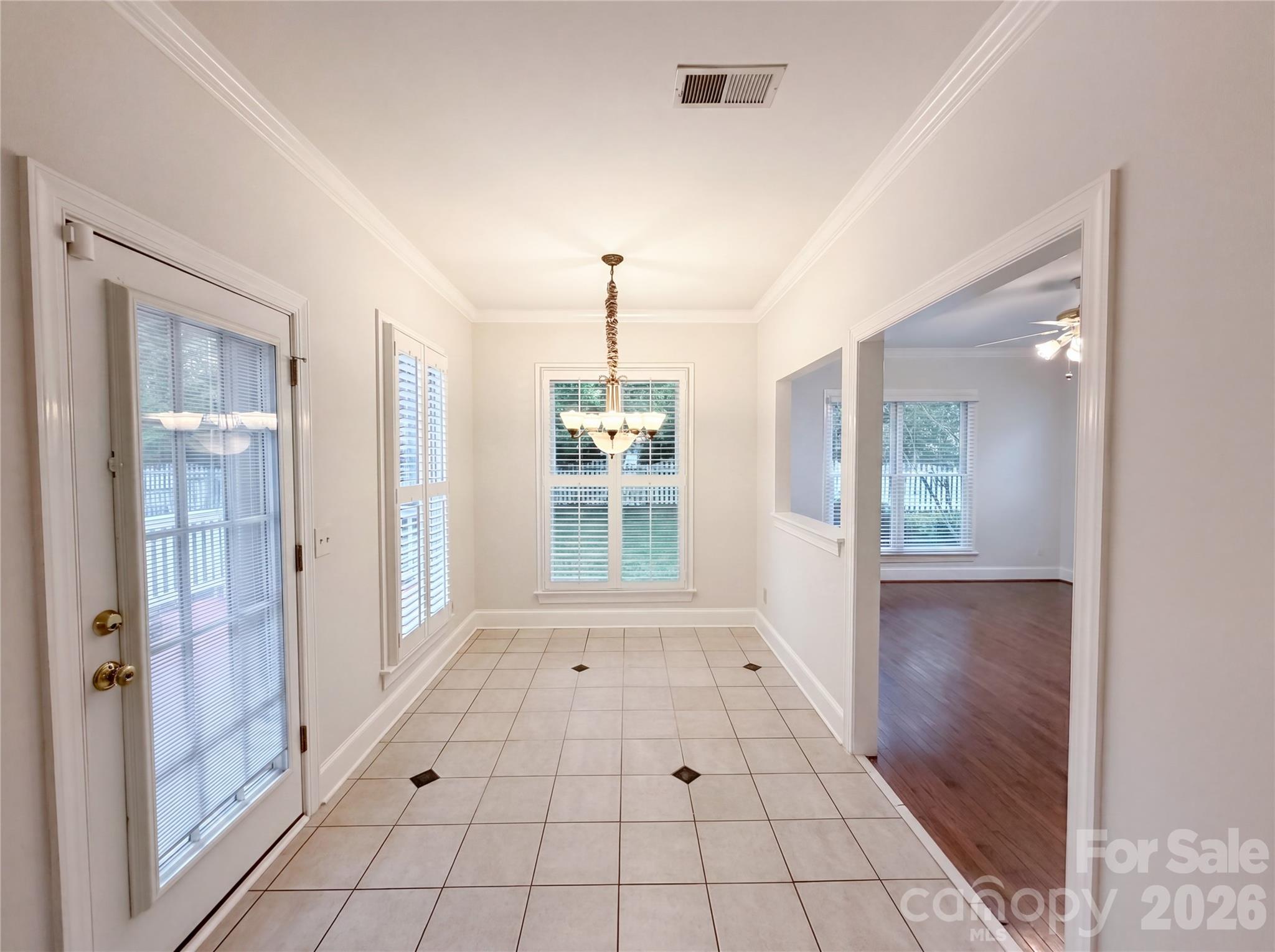 7906 Elphin Court Property Photo 8