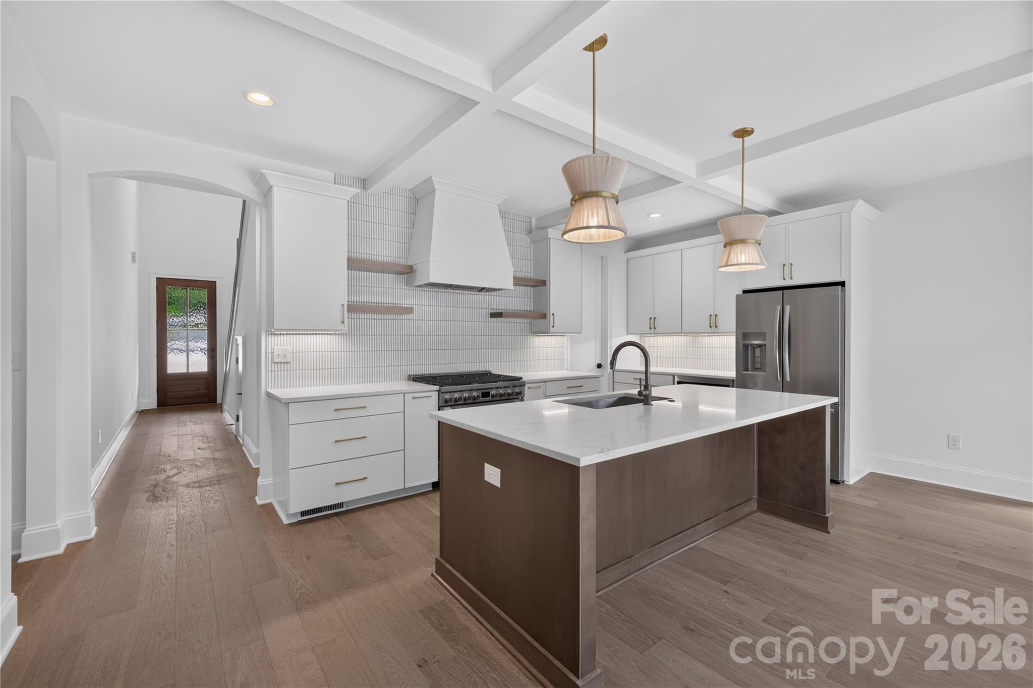 417 W Cama Street Property Photo 10