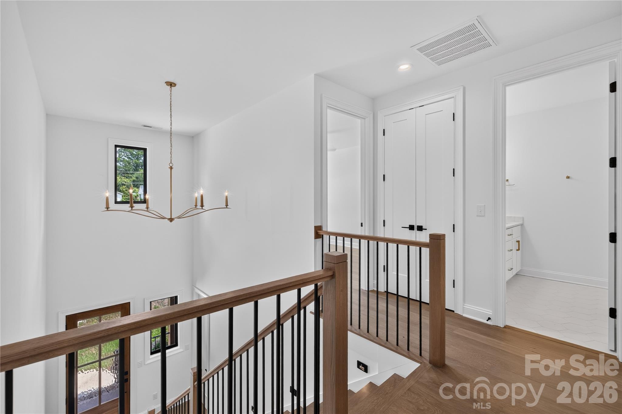 417 W Cama Street Property Photo 21