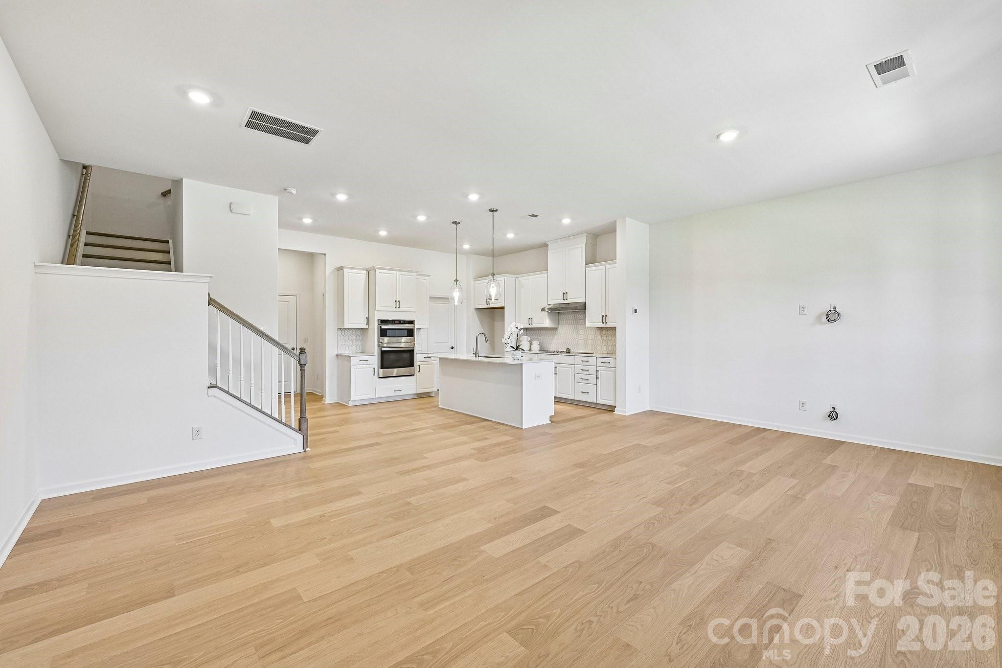 7308 Wake Way Property Photo 9