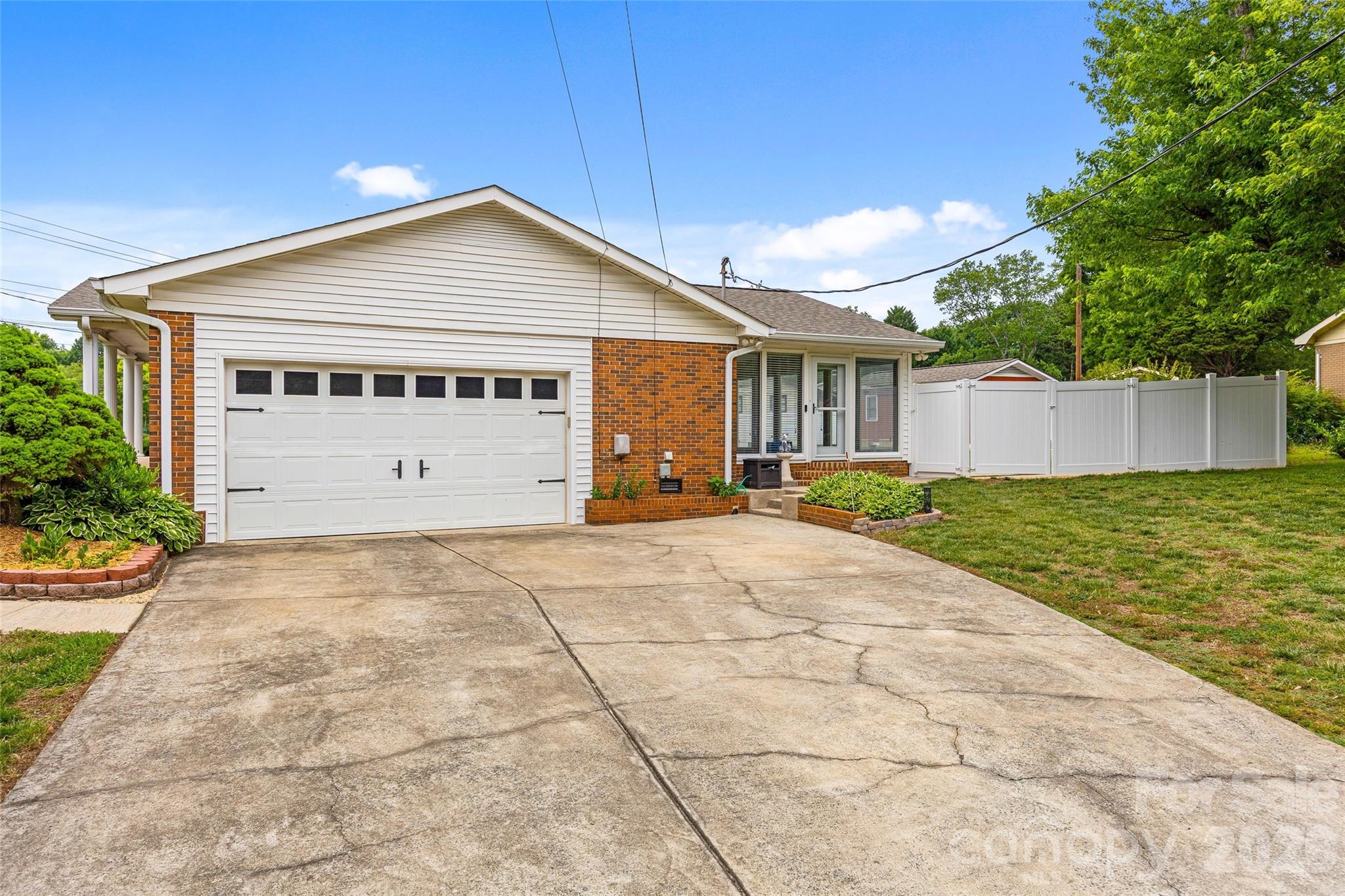 2430 Old Cedarwood Drive Property Photo 35