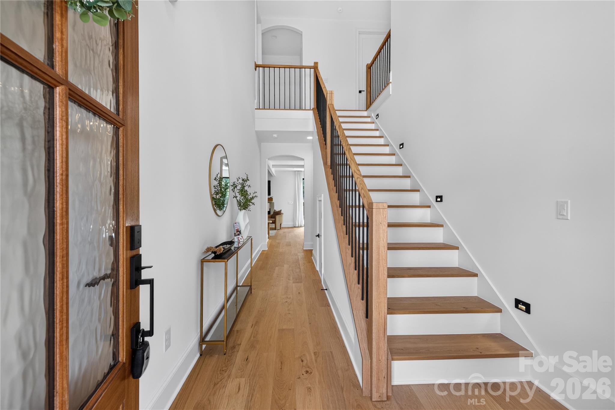 421 W Cama Street Property Photo 6
