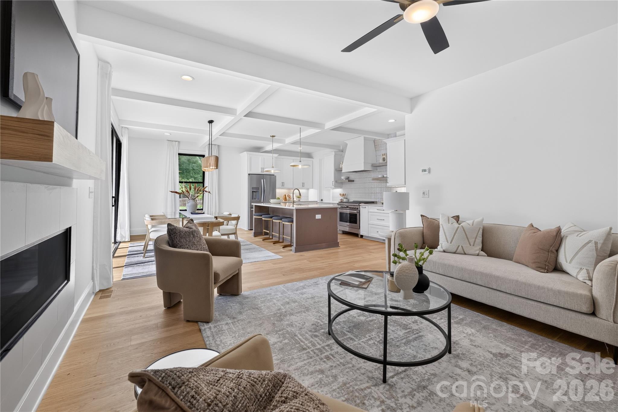 421 W Cama Street Property Photo 15