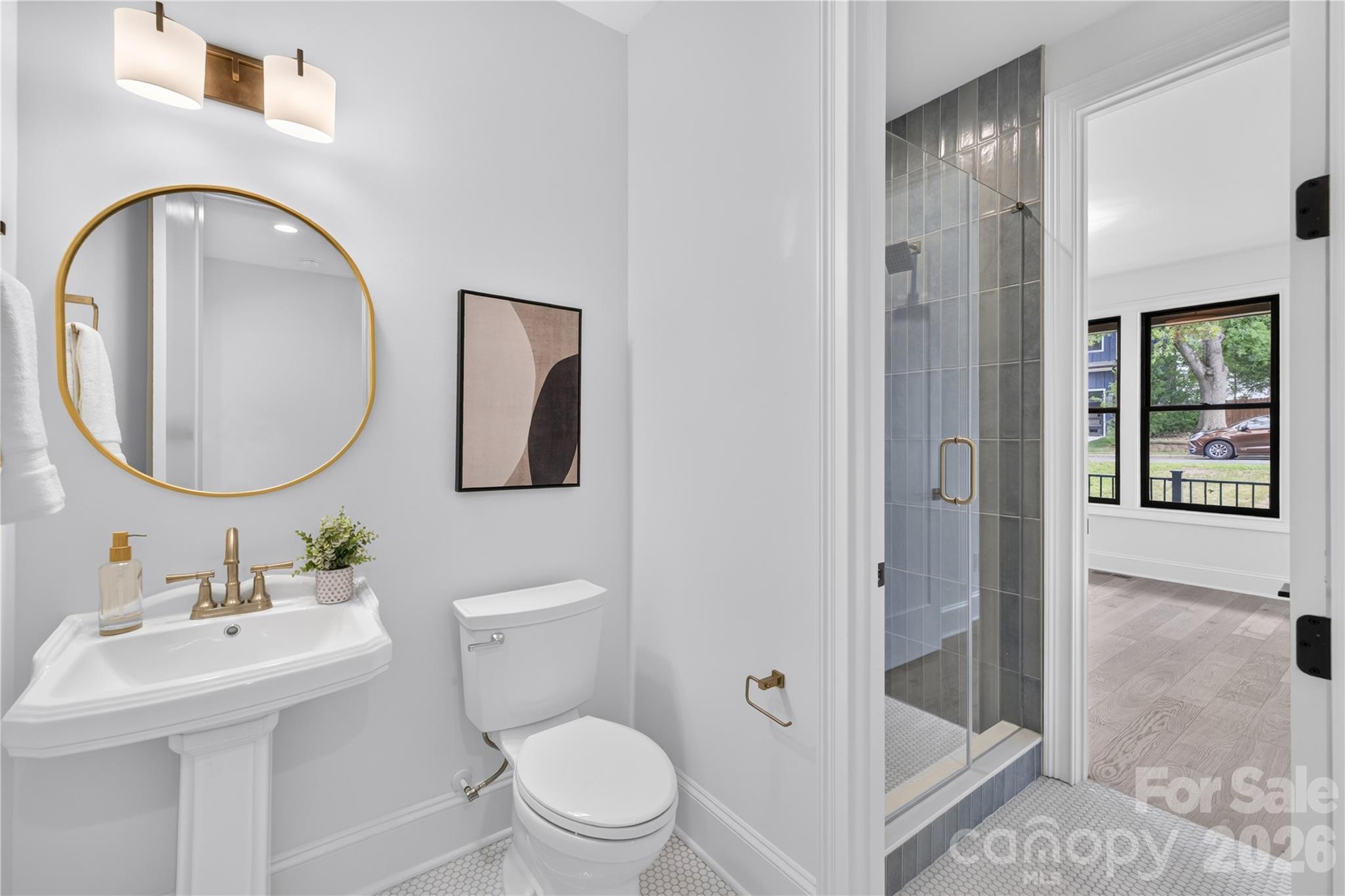 421 W Cama Street Property Photo 20