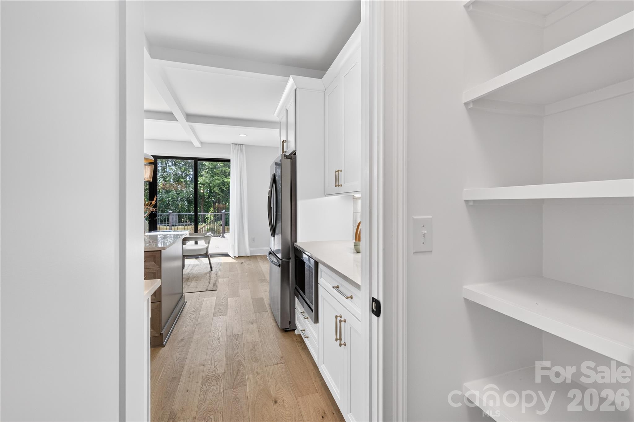 421 W Cama Street Property Photo 25