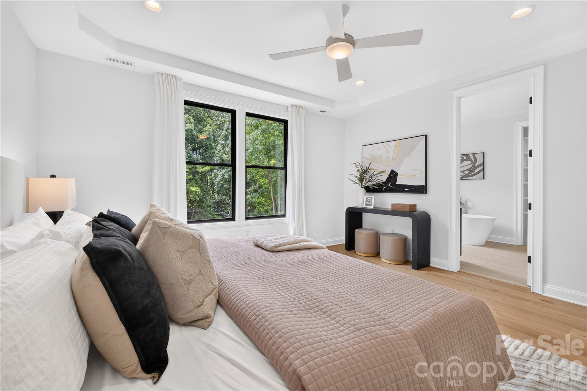 421 W Cama Street Property Photo 29