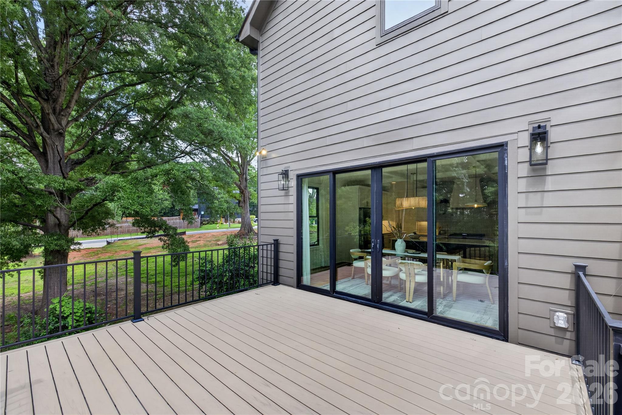 421 W Cama Street Property Photo 43