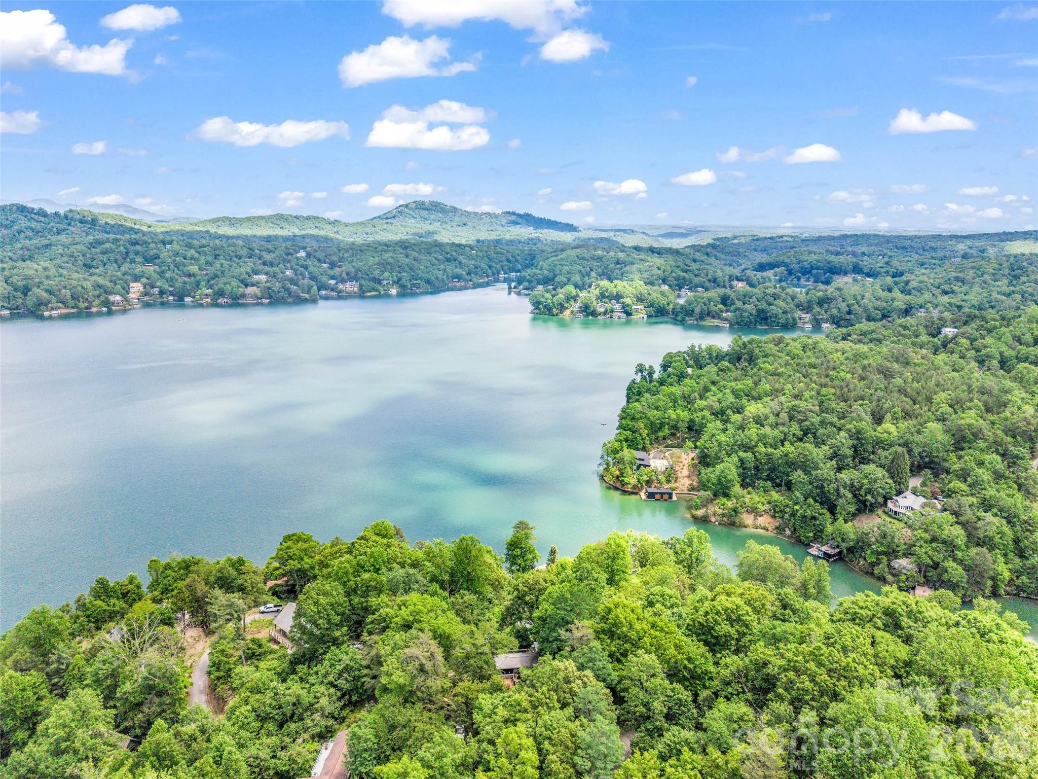 227 Snug Harbor Circle Property Photo 11