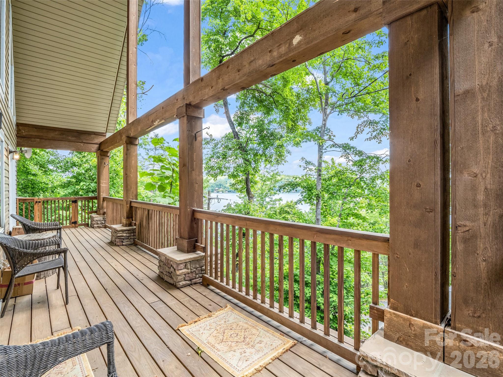 227 Snug Harbor Circle Property Photo 16