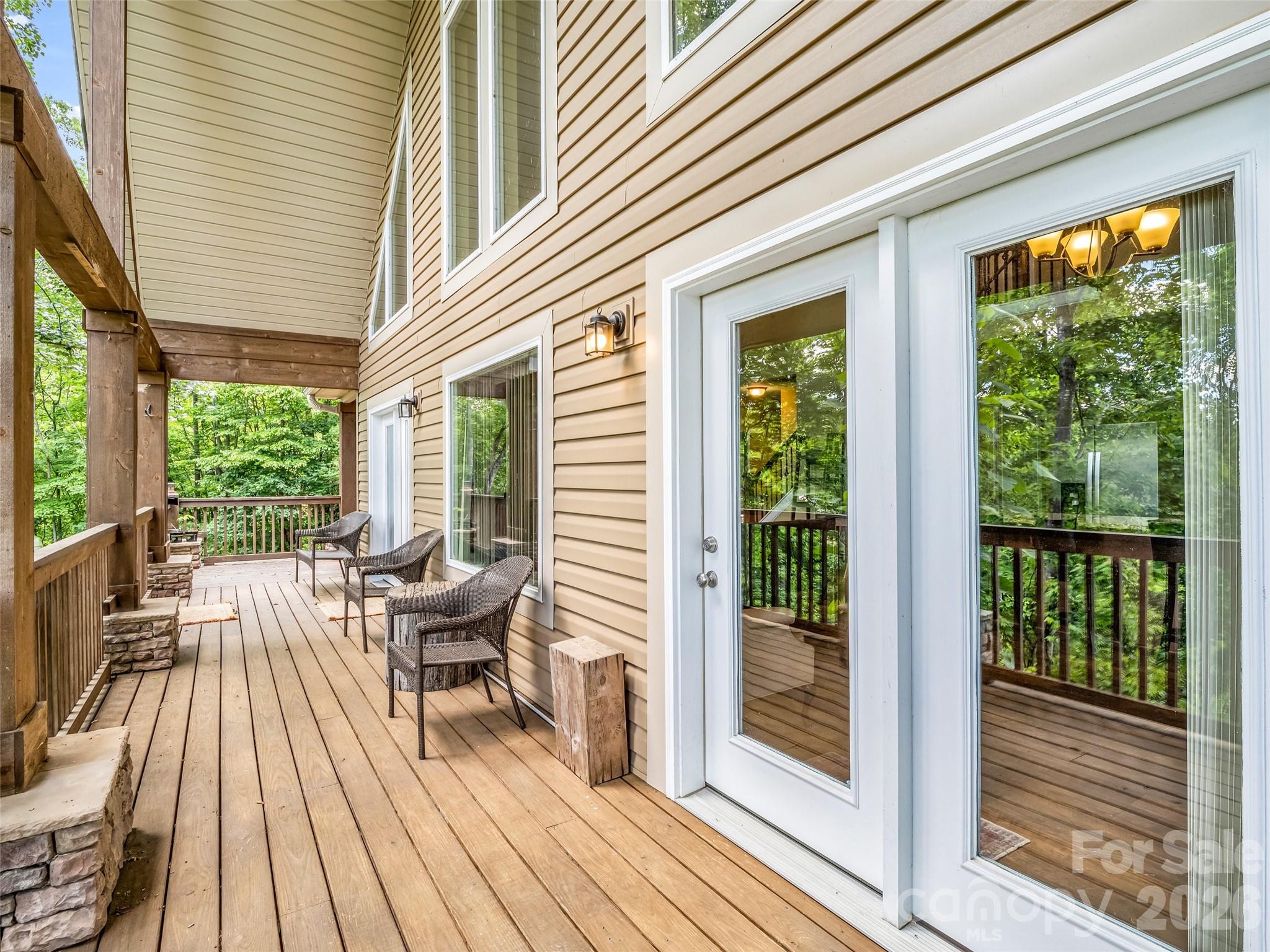 227 Snug Harbor Circle Property Photo 18
