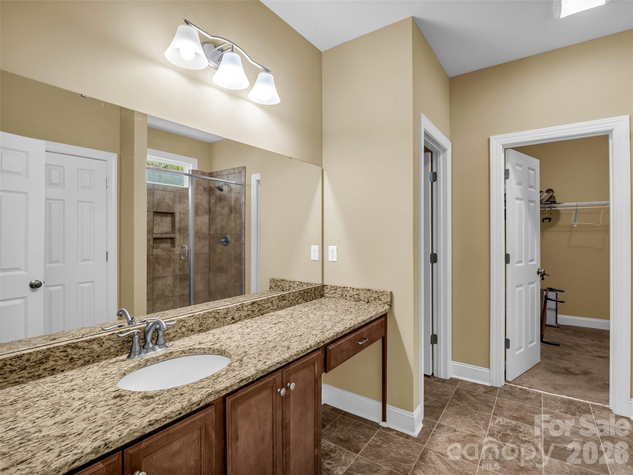227 Snug Harbor Circle Property Photo 20