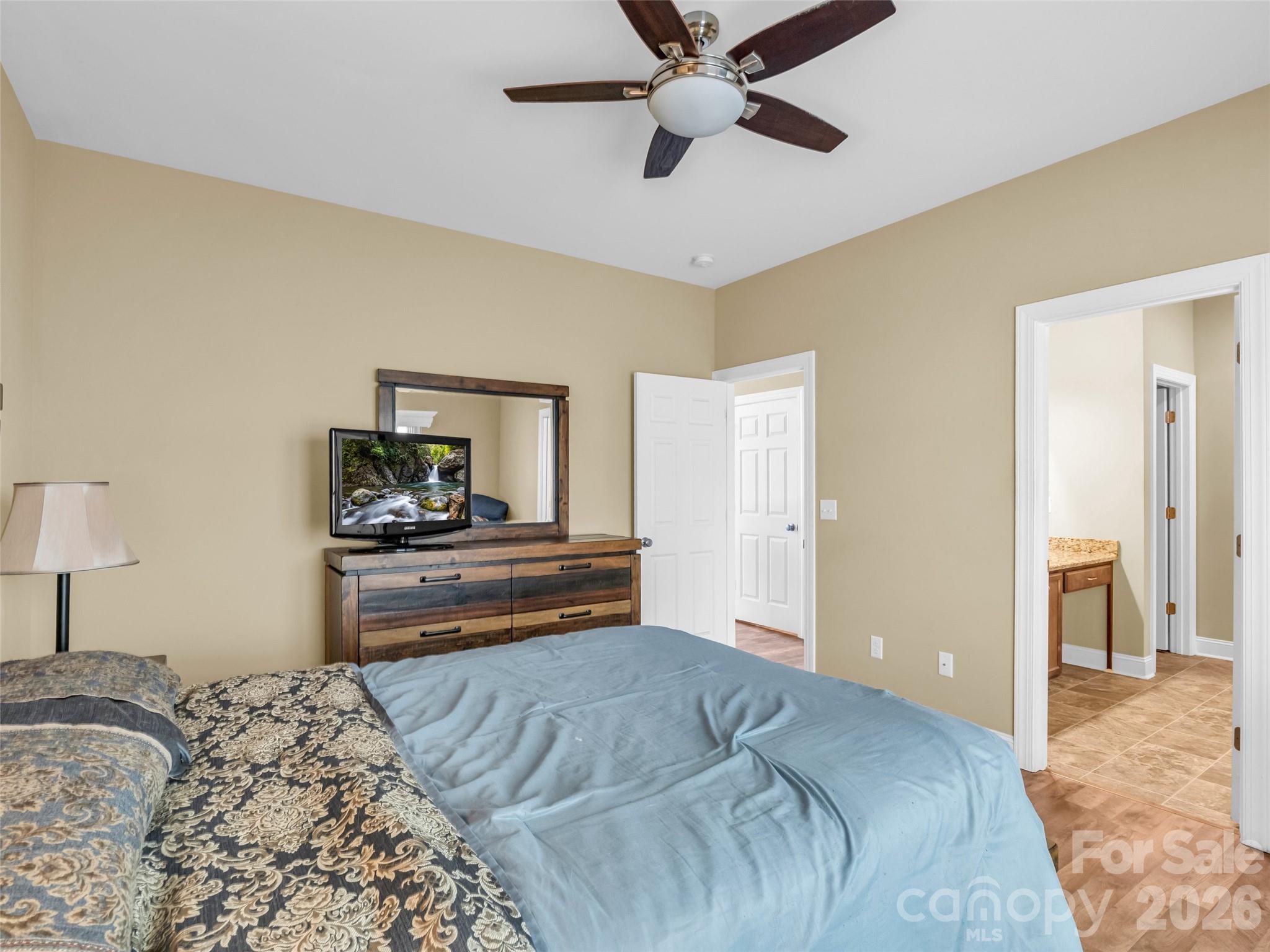 227 Snug Harbor Circle Property Photo 23