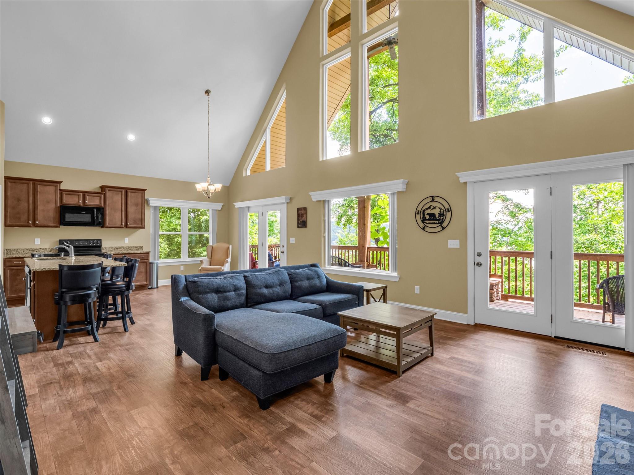 227 Snug Harbor Circle Property Photo 26