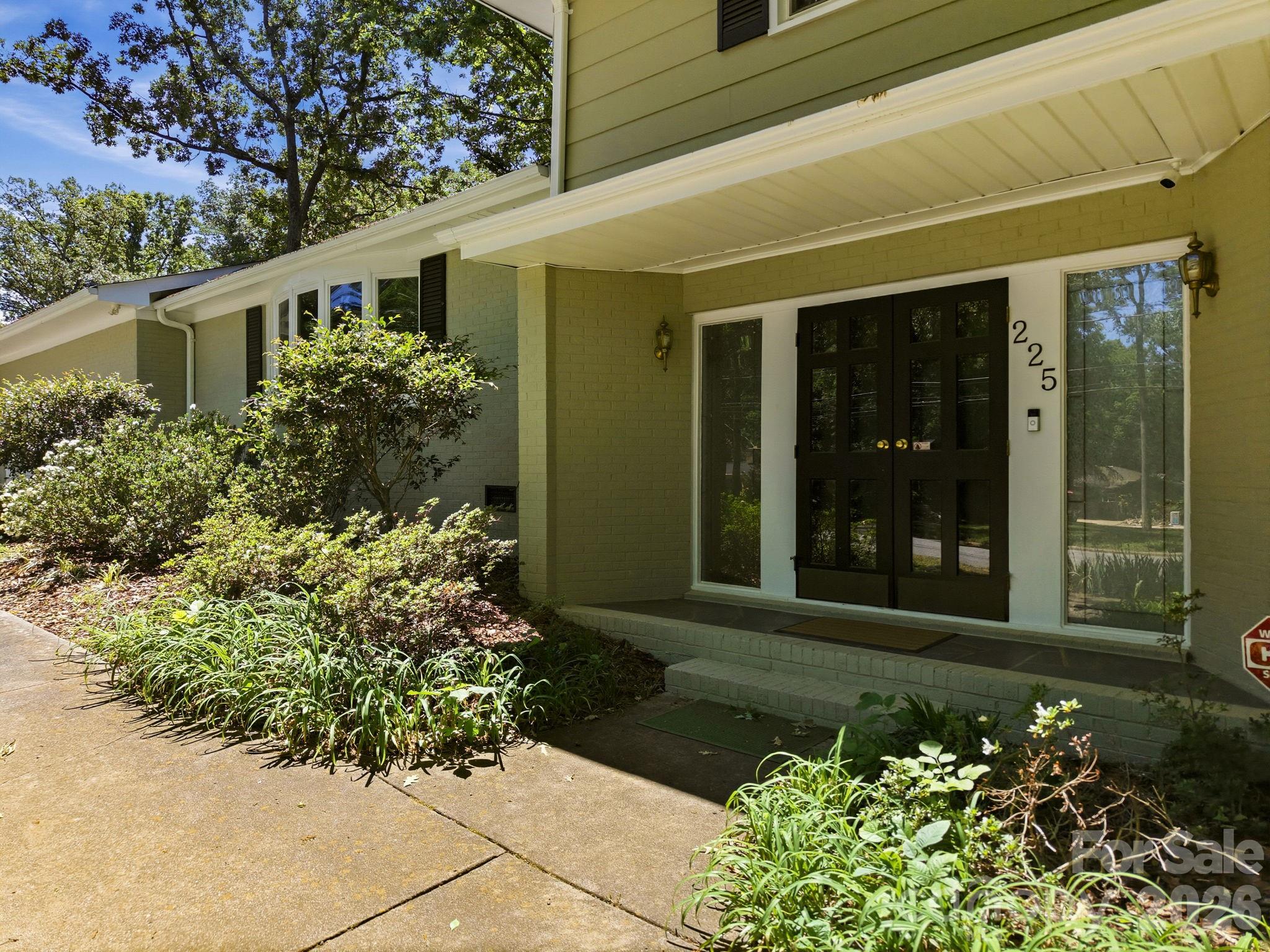 225 Stonewall Road Property Photo 4