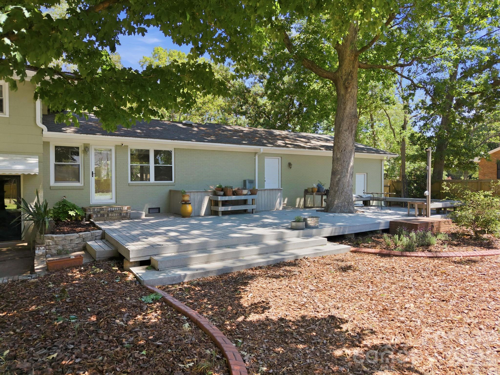 225 Stonewall Road Property Photo 47