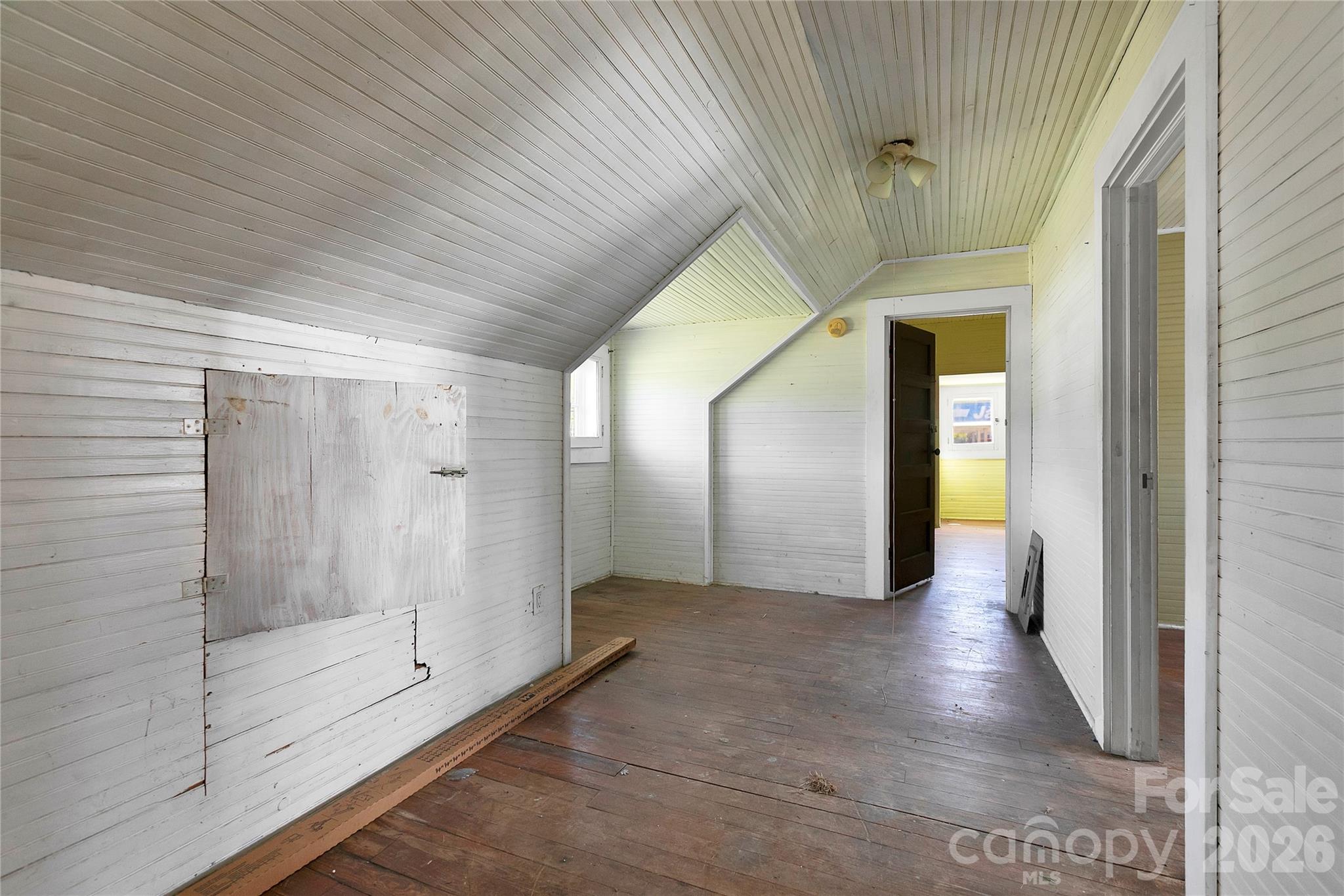 204 Main Street Property Photo 13
