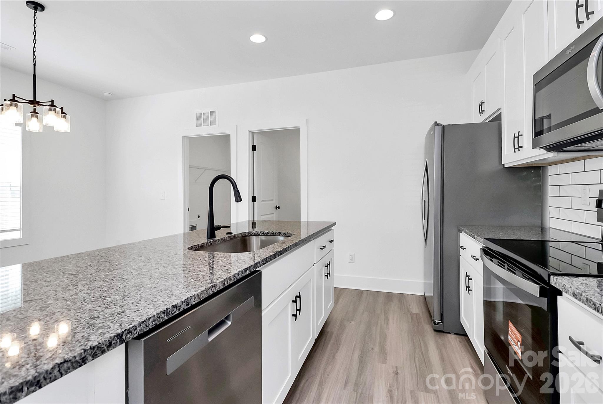 1994 Modern Estates Road Property Photo 21