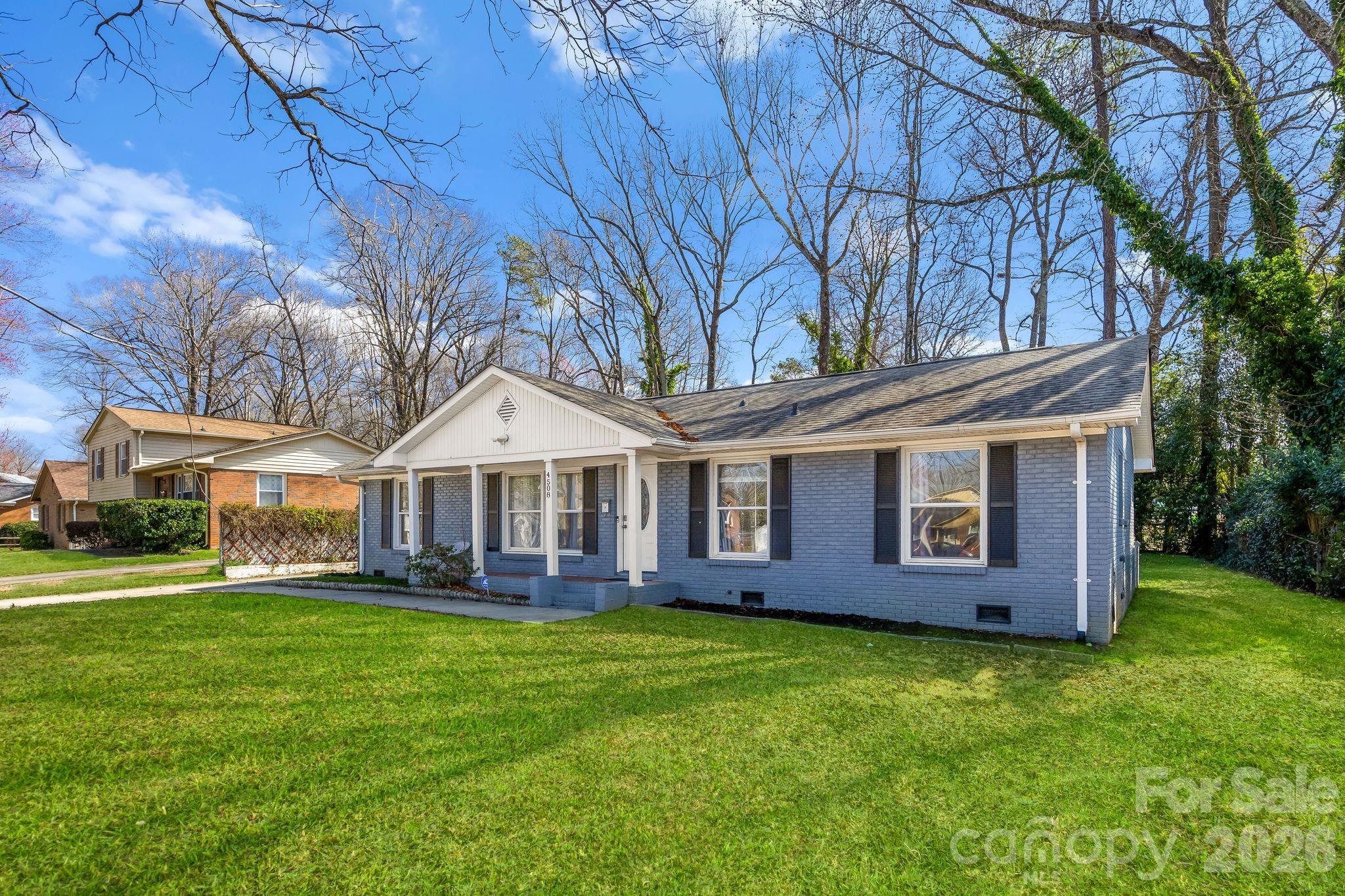 4508 Belle Plaine Drive Property Photo 3