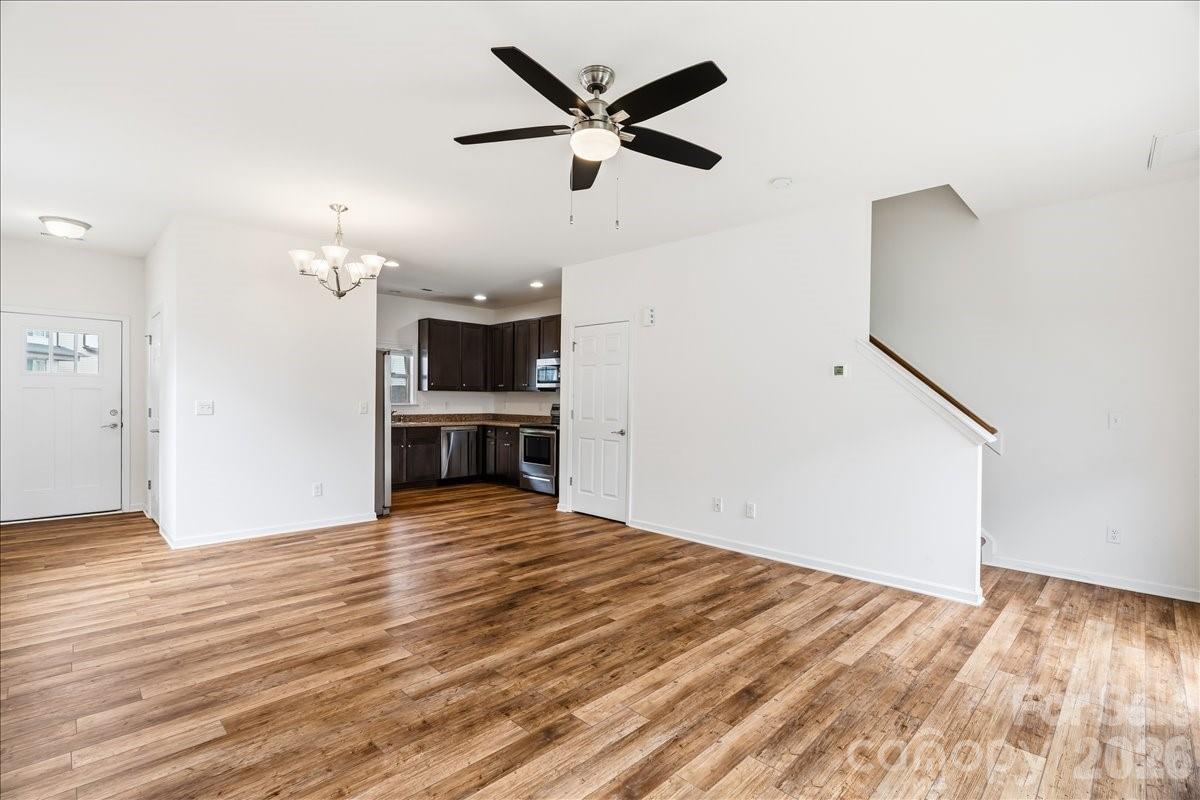 226 Cardwell Lane Property Photo 5