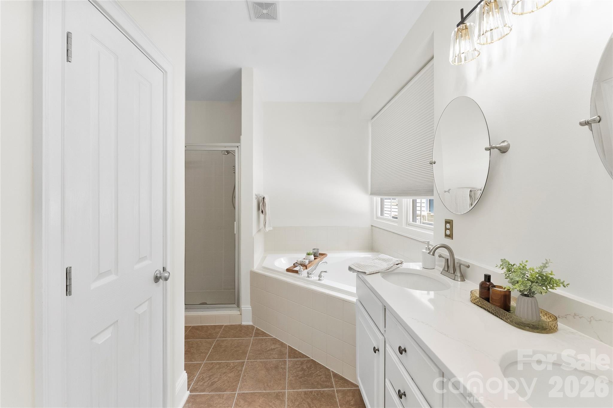 1348 Barnett Woods Crossing Property Photo 24