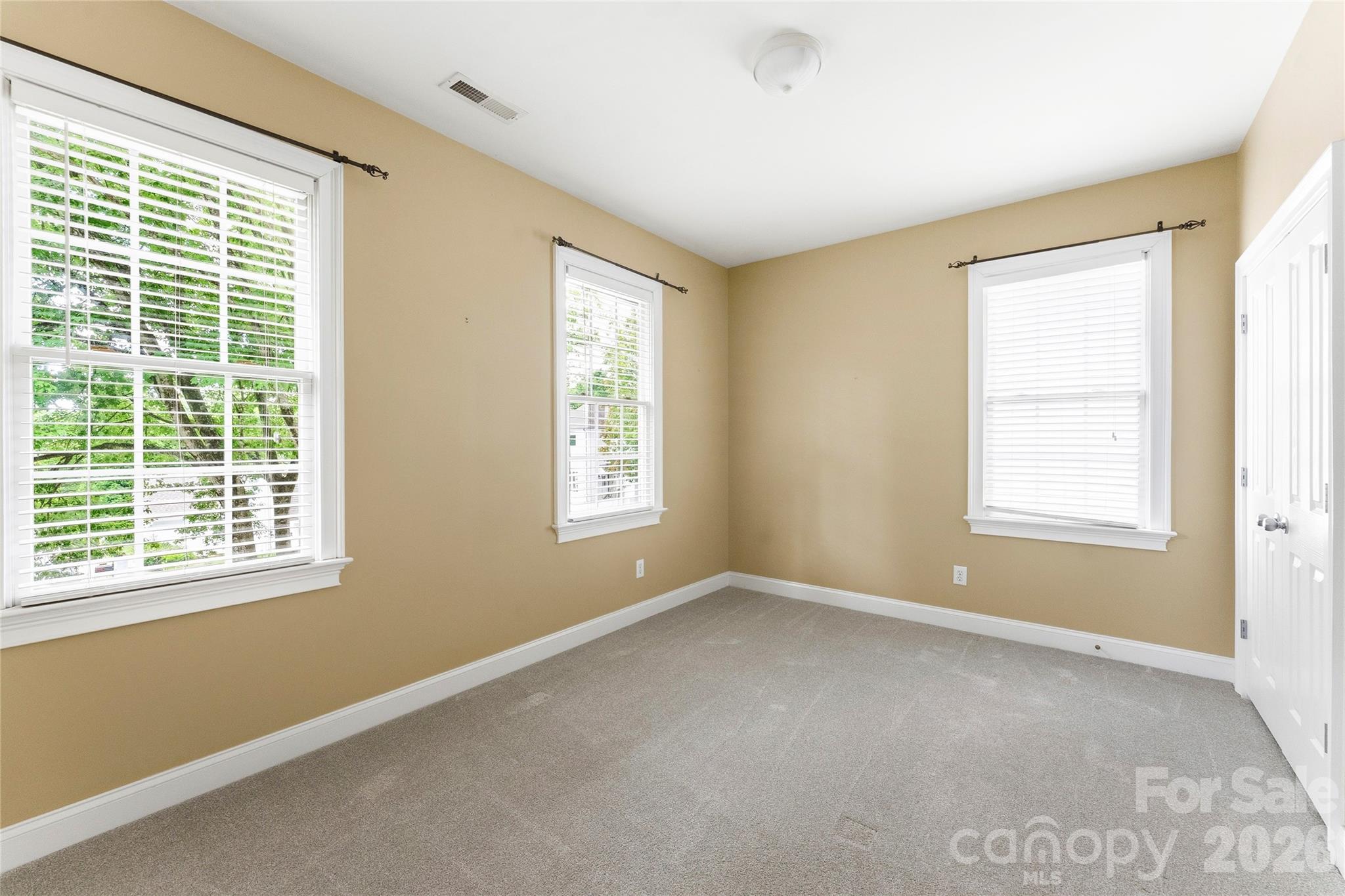 1348 Barnett Woods Crossing Property Photo 31