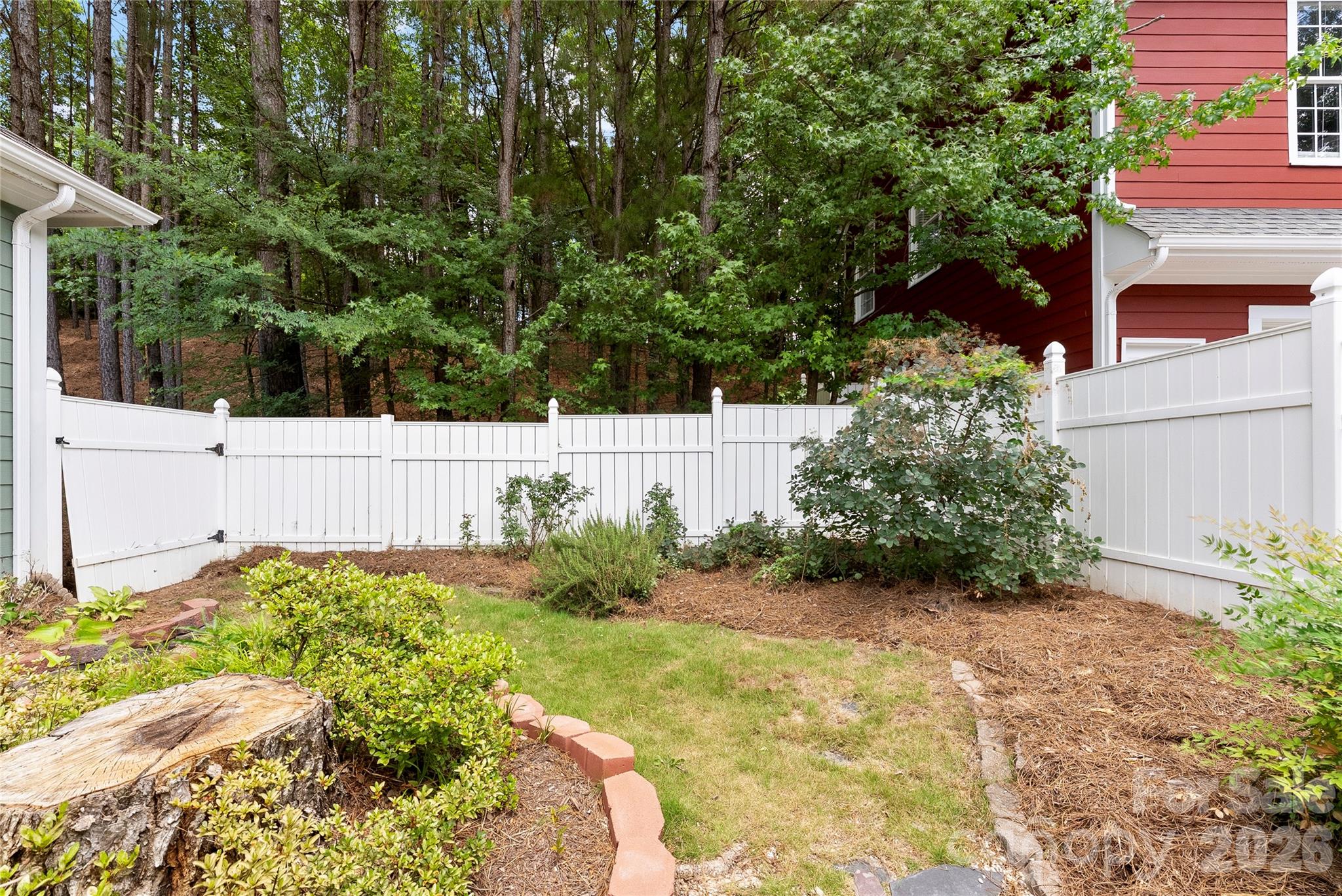 1348 Barnett Woods Crossing Property Photo 34