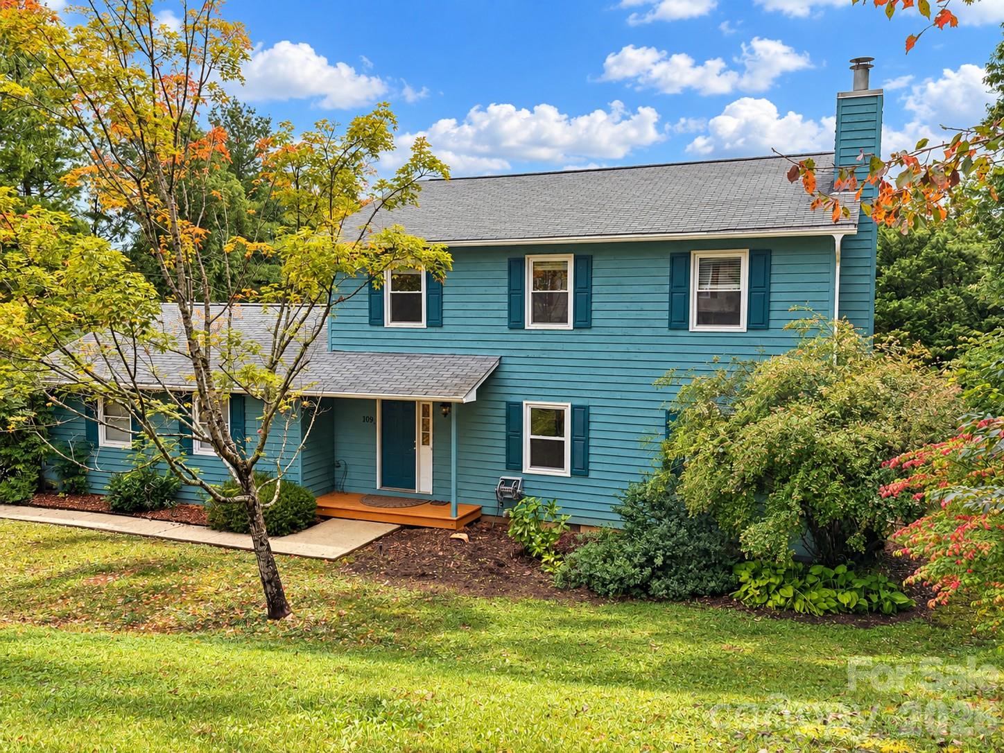 109 Lovers Loop Road Property Photo 1