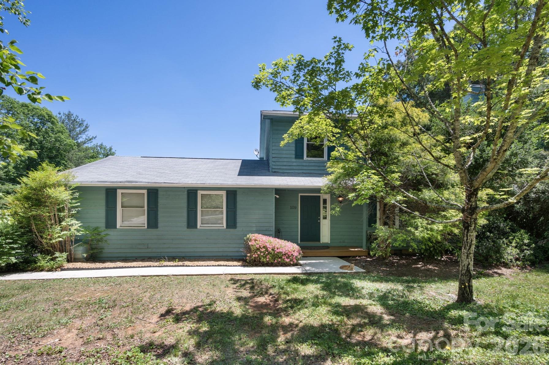 109 Lovers Loop Road Property Photo 7