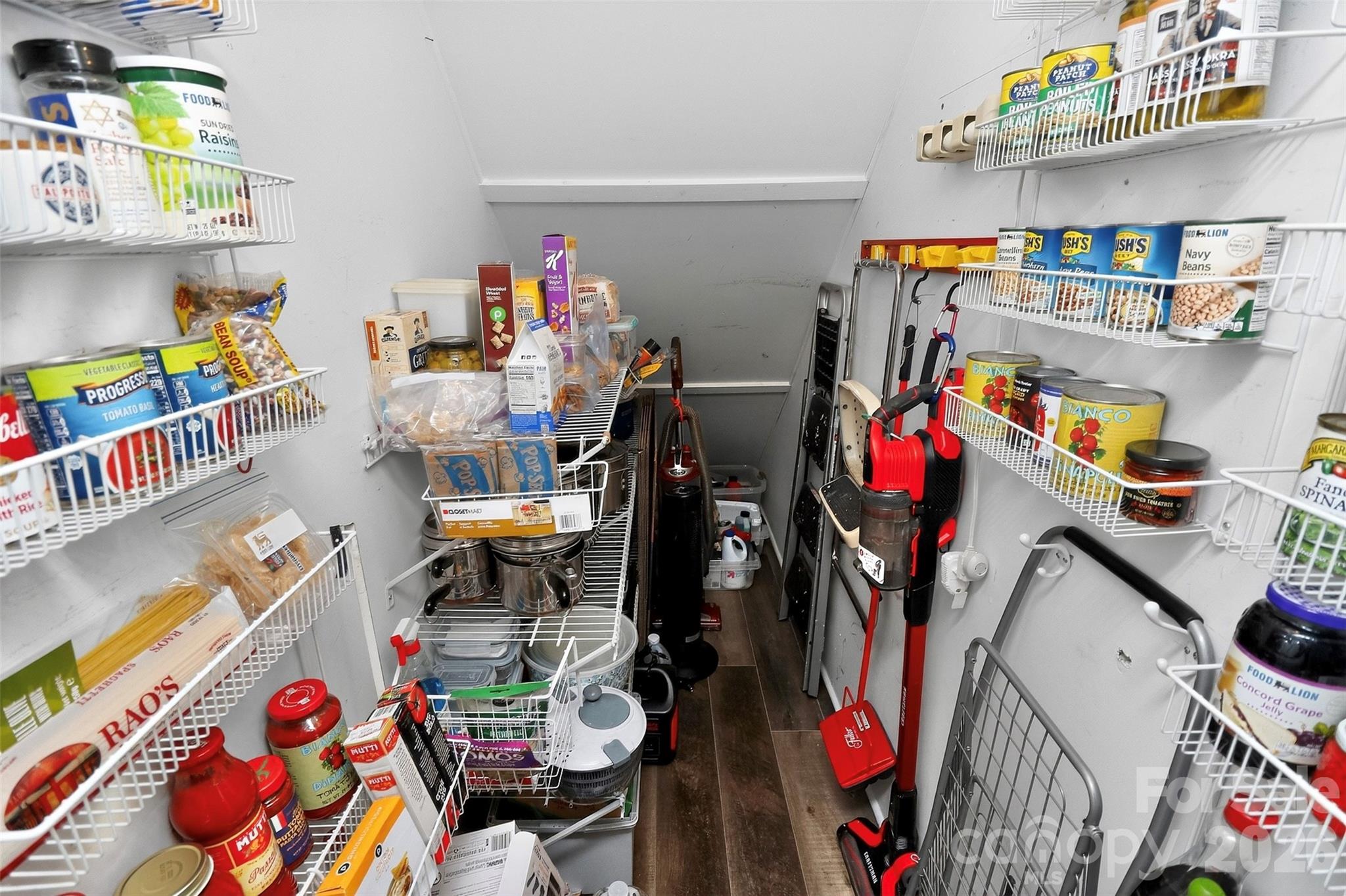 9232 Kings Canyon Drive Property Photo 16