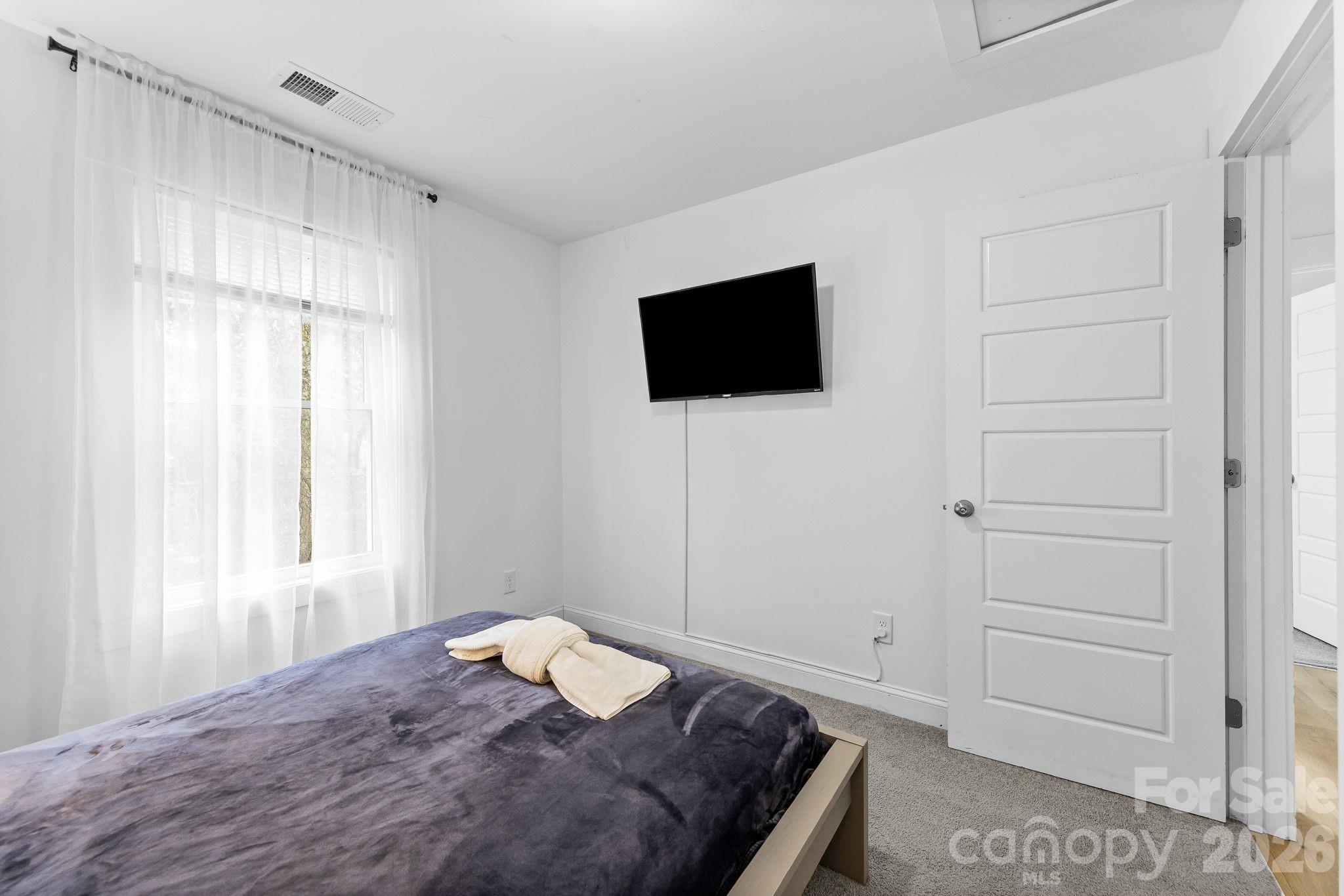 4117 Colebrook Road Property Photo 23