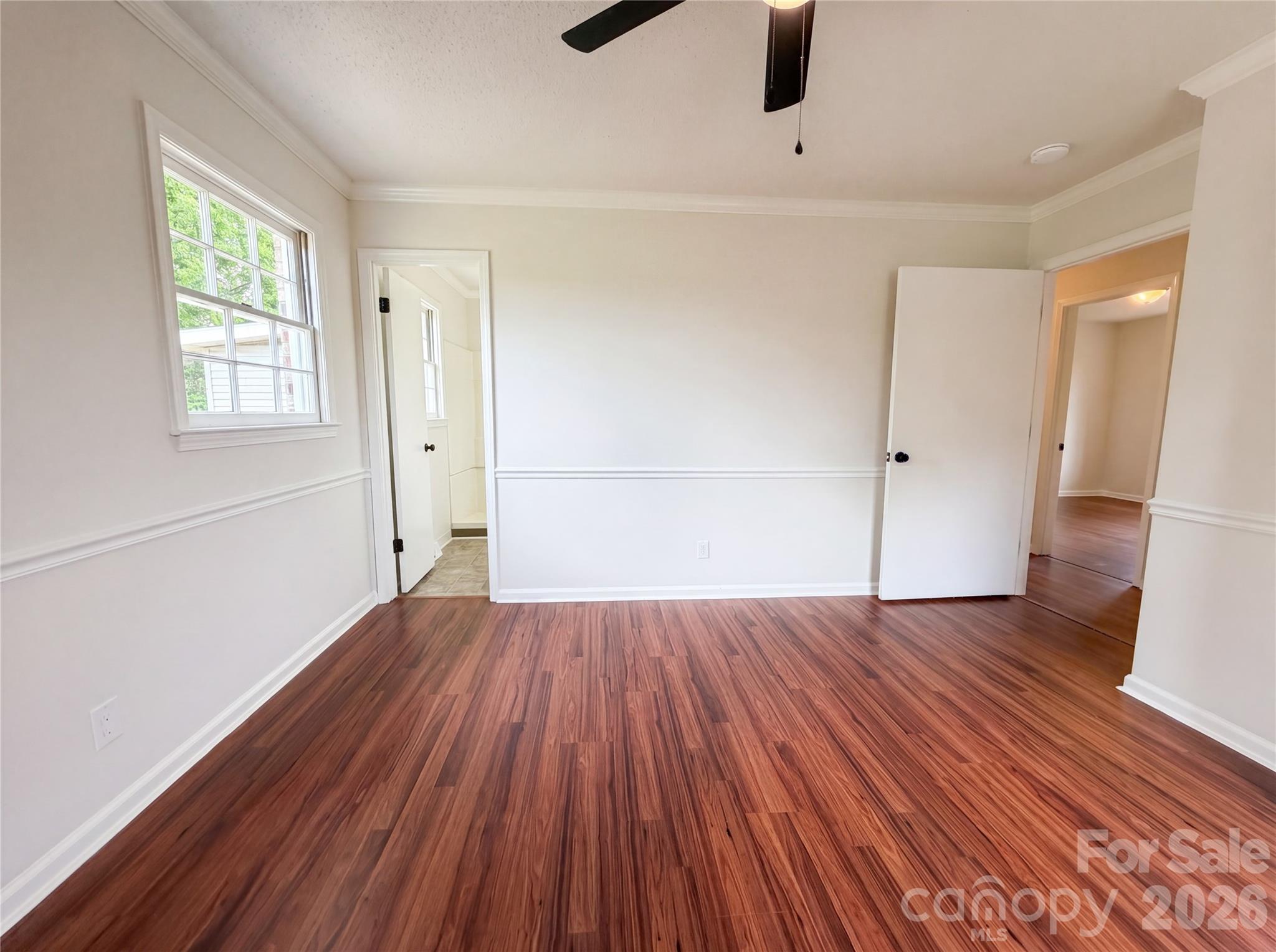 814 Charles Road Property Photo 4