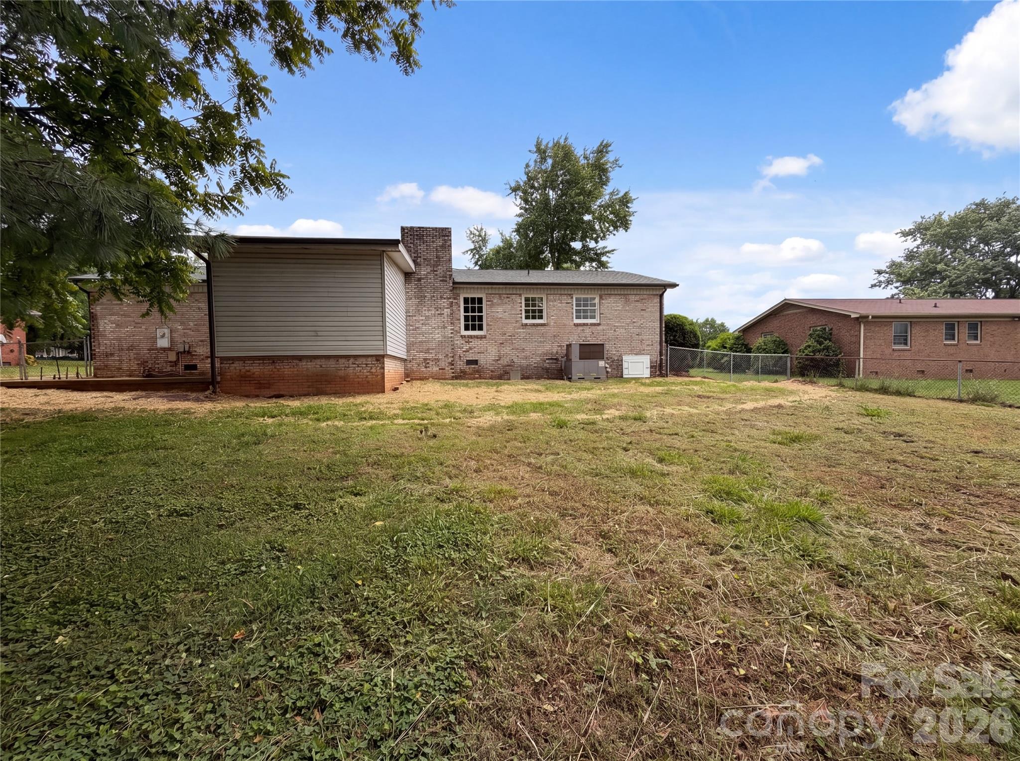 814 Charles Road Property Photo 5
