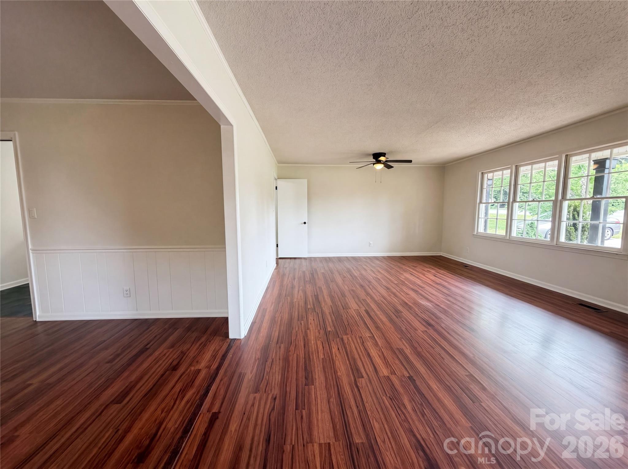 814 Charles Road Property Photo 8