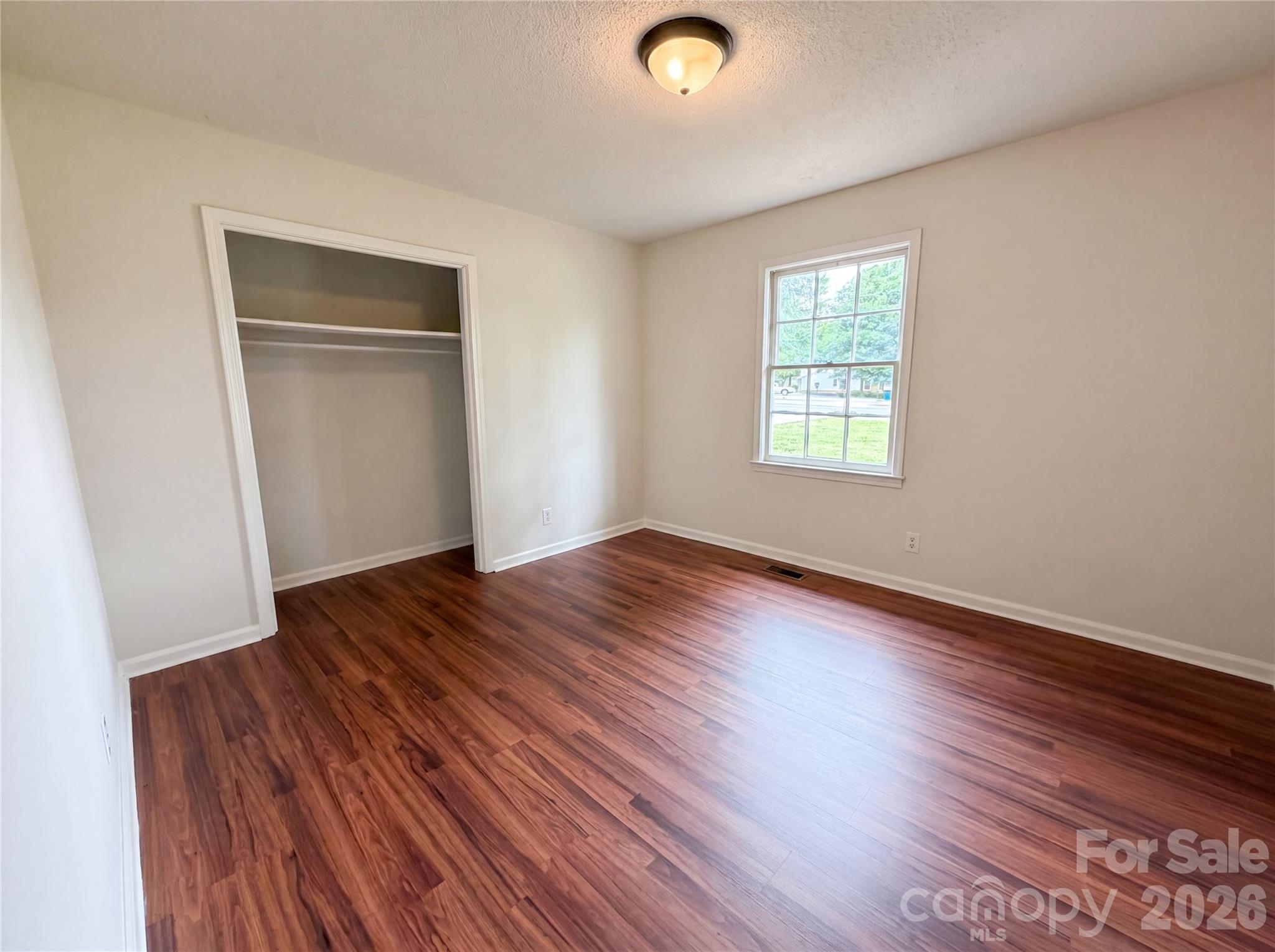 814 Charles Road Property Photo 11